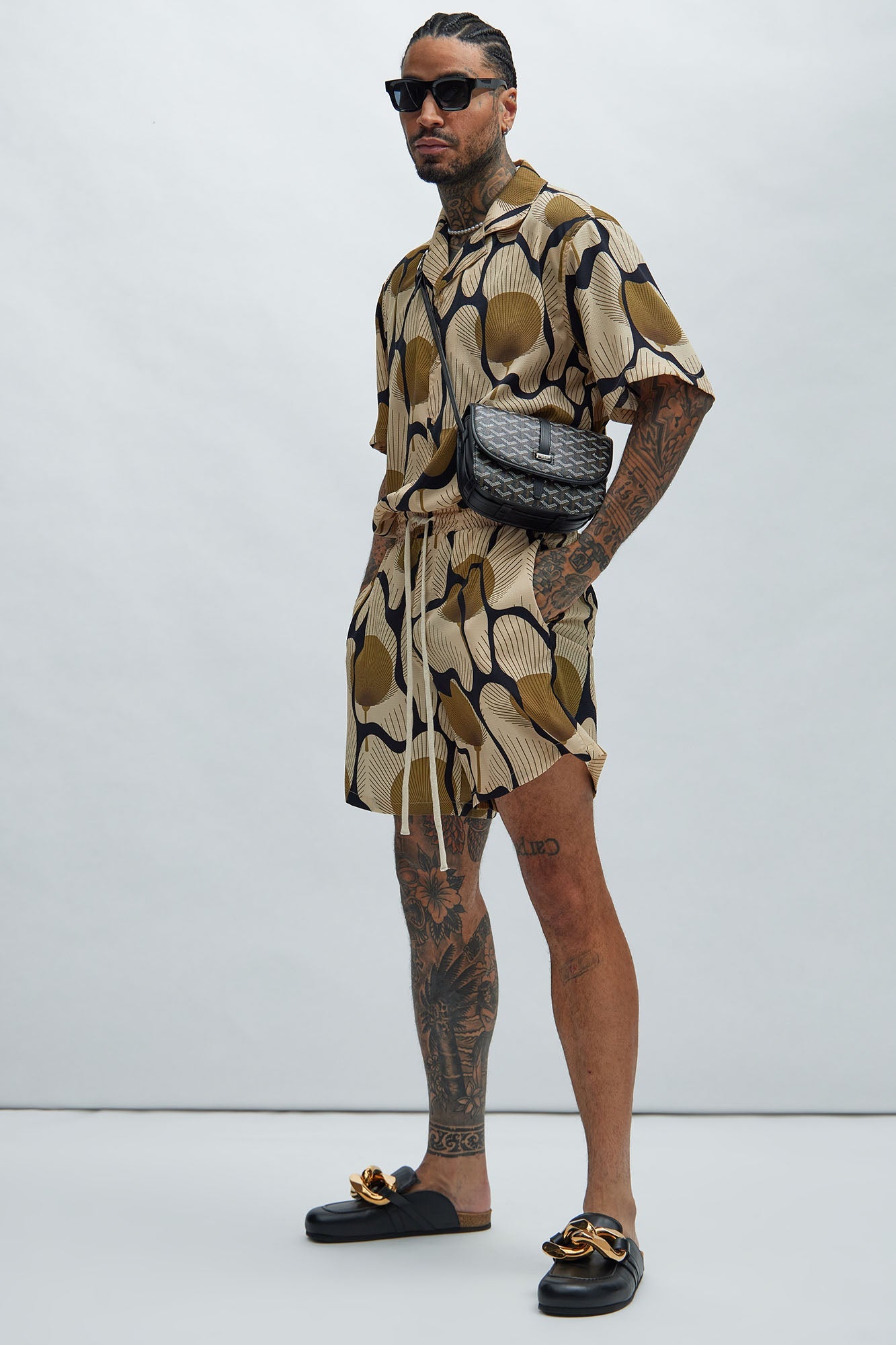 Sahara Textured Warmup Shorts - Tan/Multi image 2