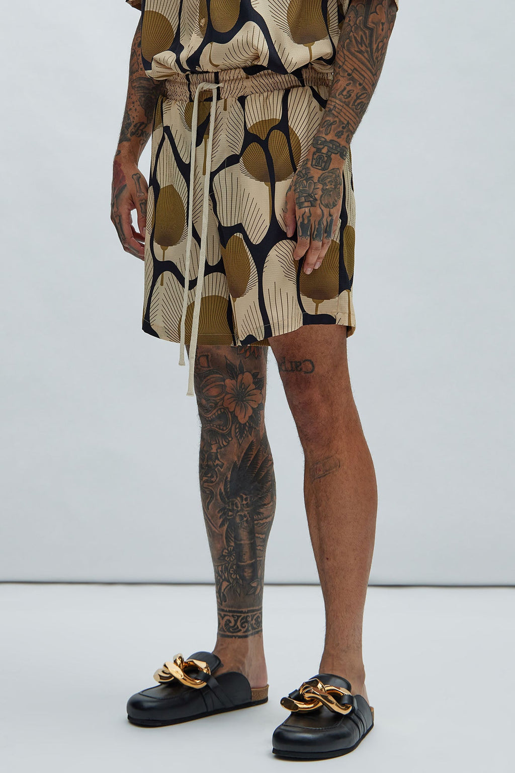 Sahara Textured Warmup Shorts - Tan/Multi image 1