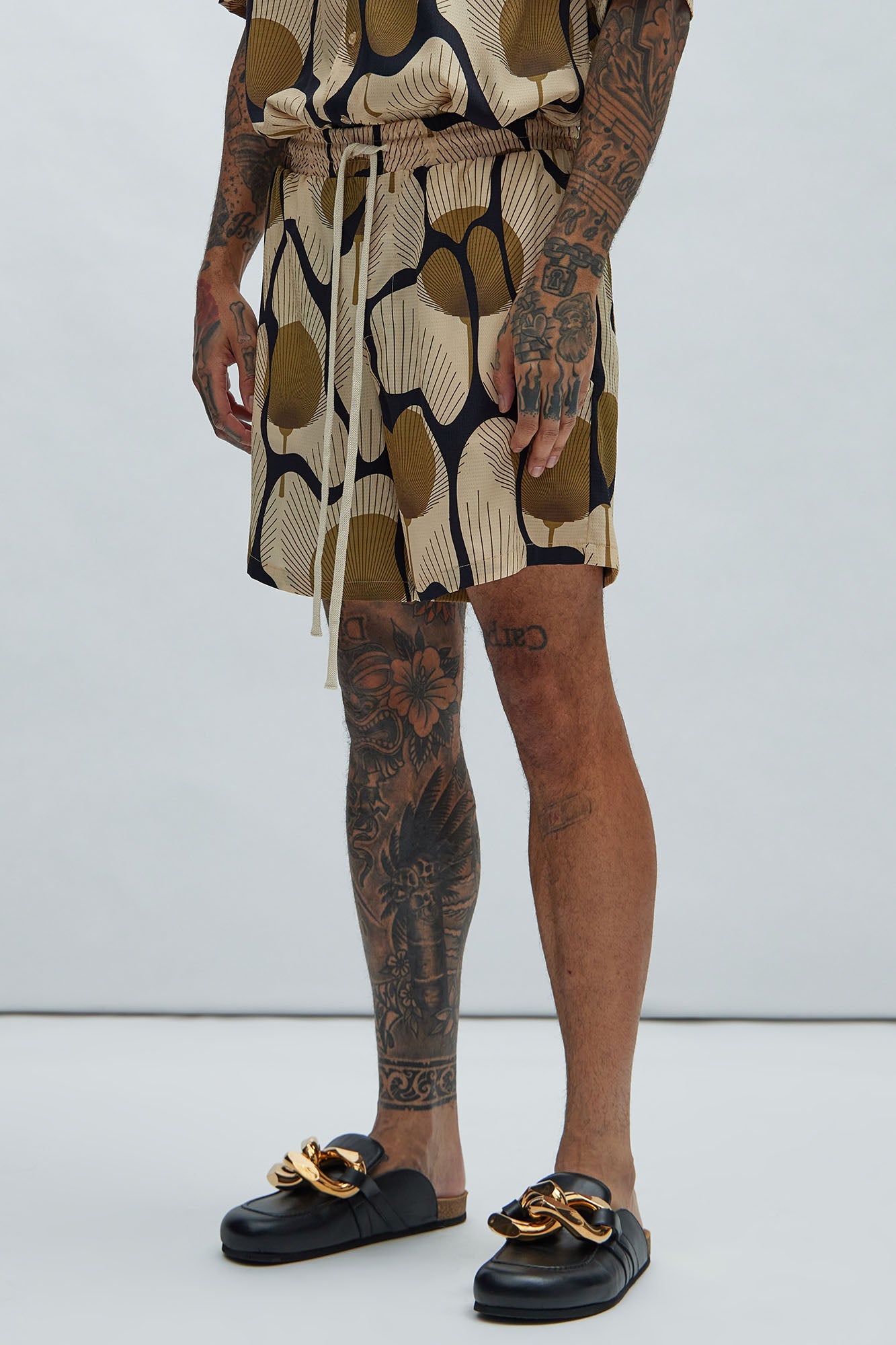 Sahara Textured Warmup Shorts - Tan/Multi image 1