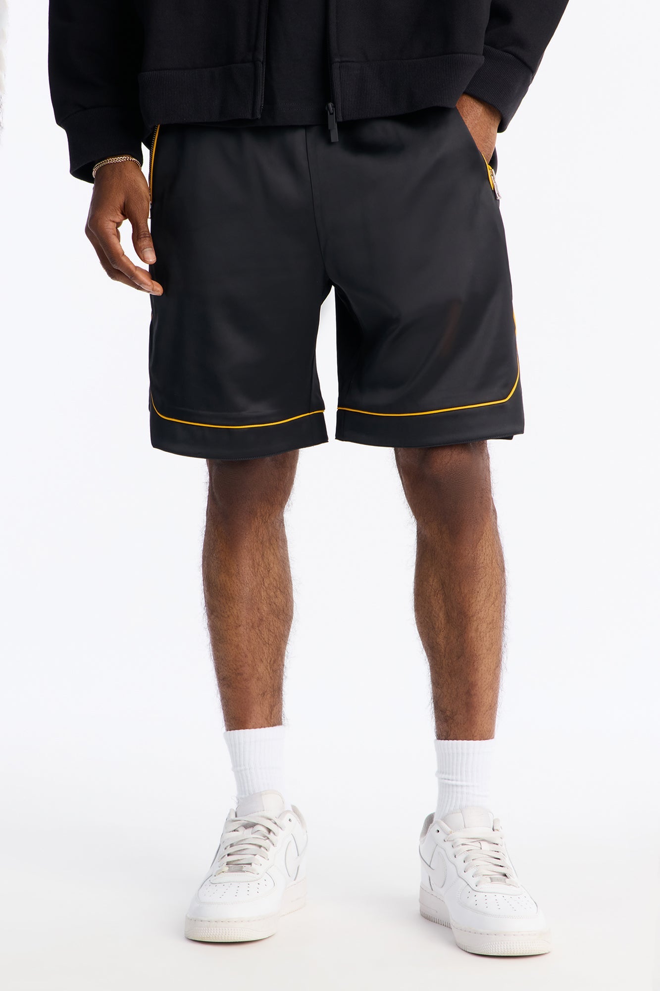 Slant Pocket Gloss Short - Black image 1