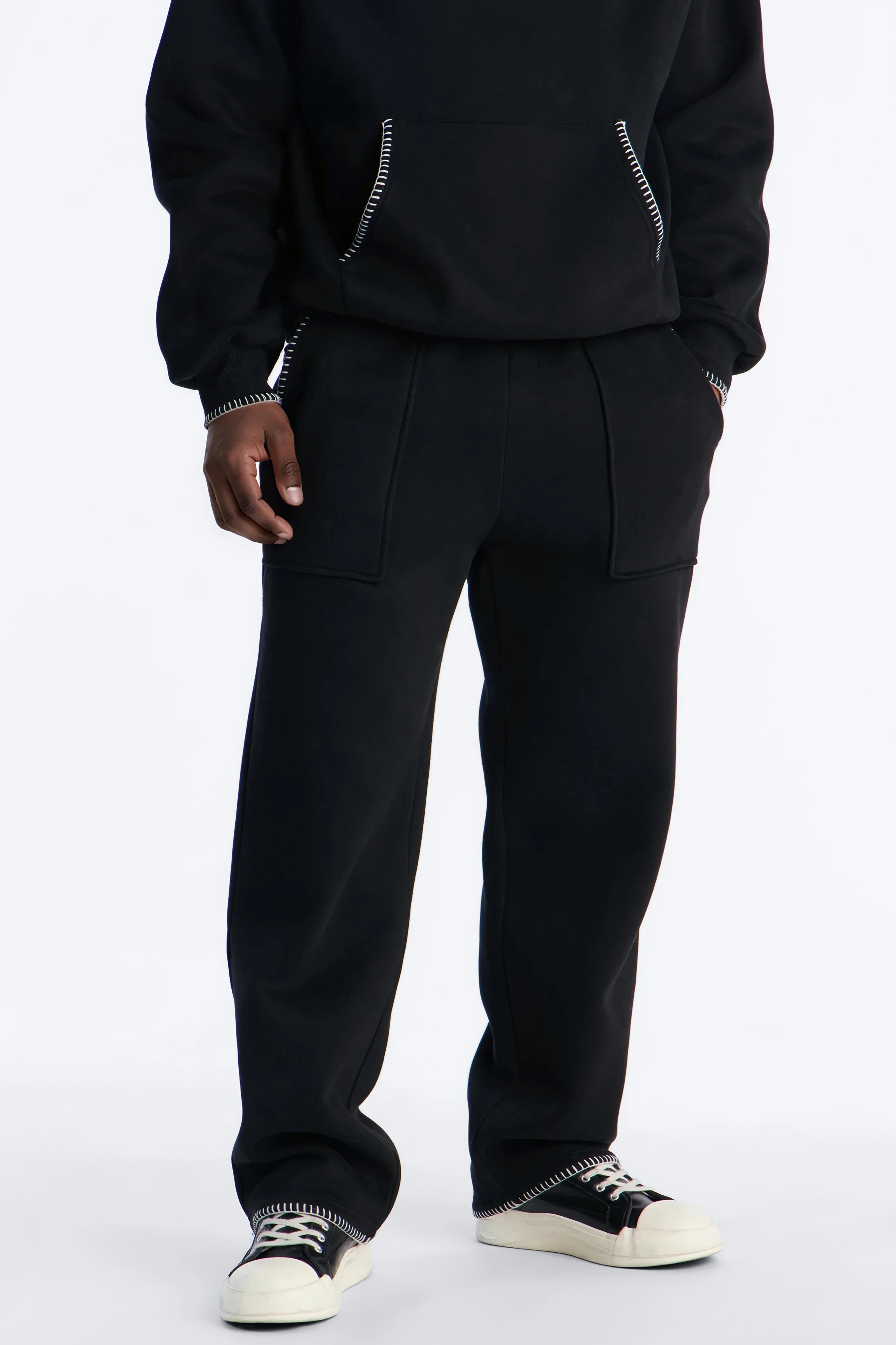 Straight Contrast Blanket Stitch Sweatpants - Black image 1