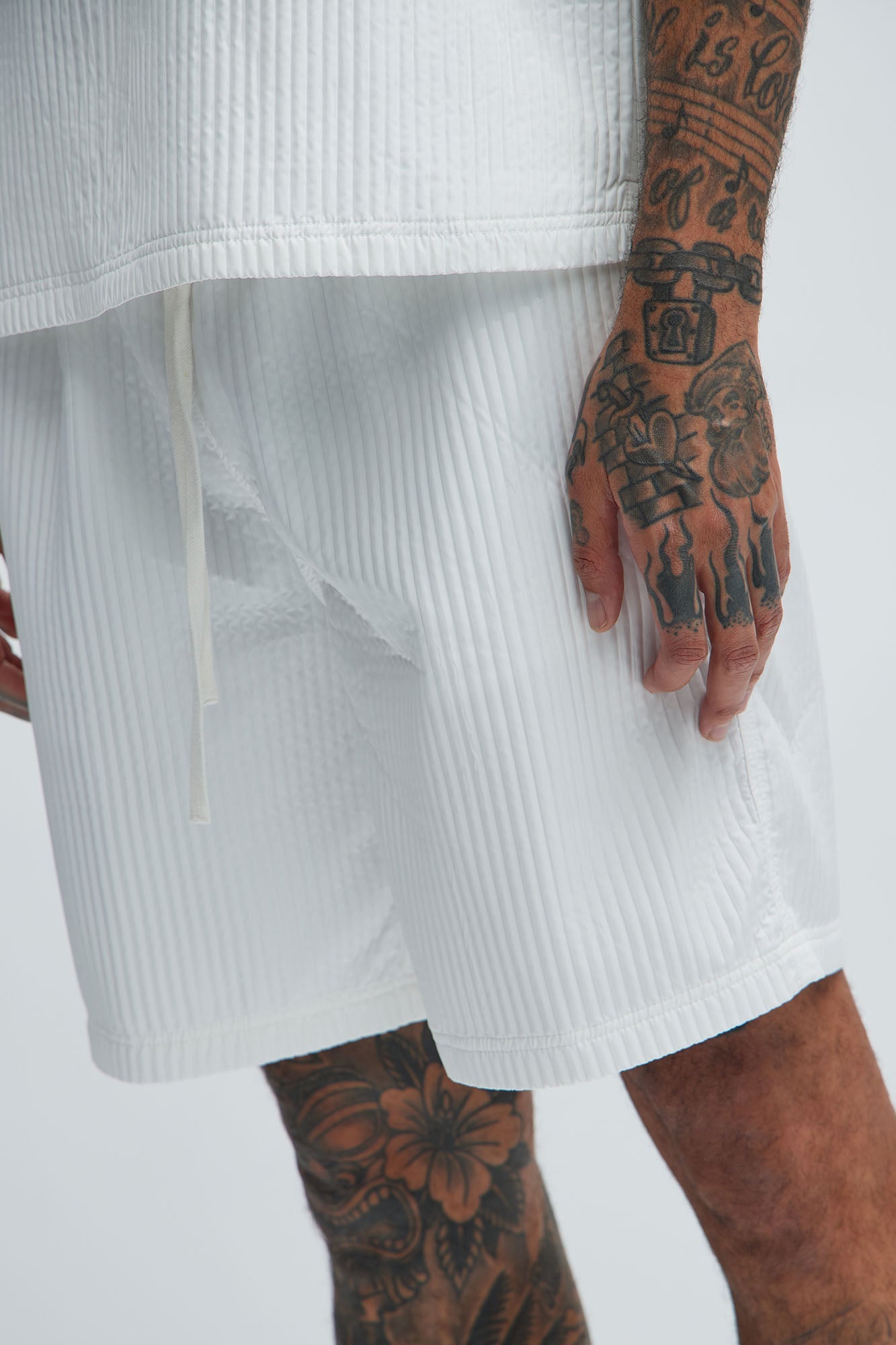 Santiago Relaxed Shorts - White image 4