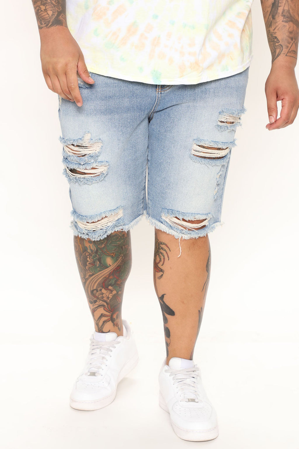 Back To It Distressed Raw Hem Slim Denim Shorts - Light Wash image 4