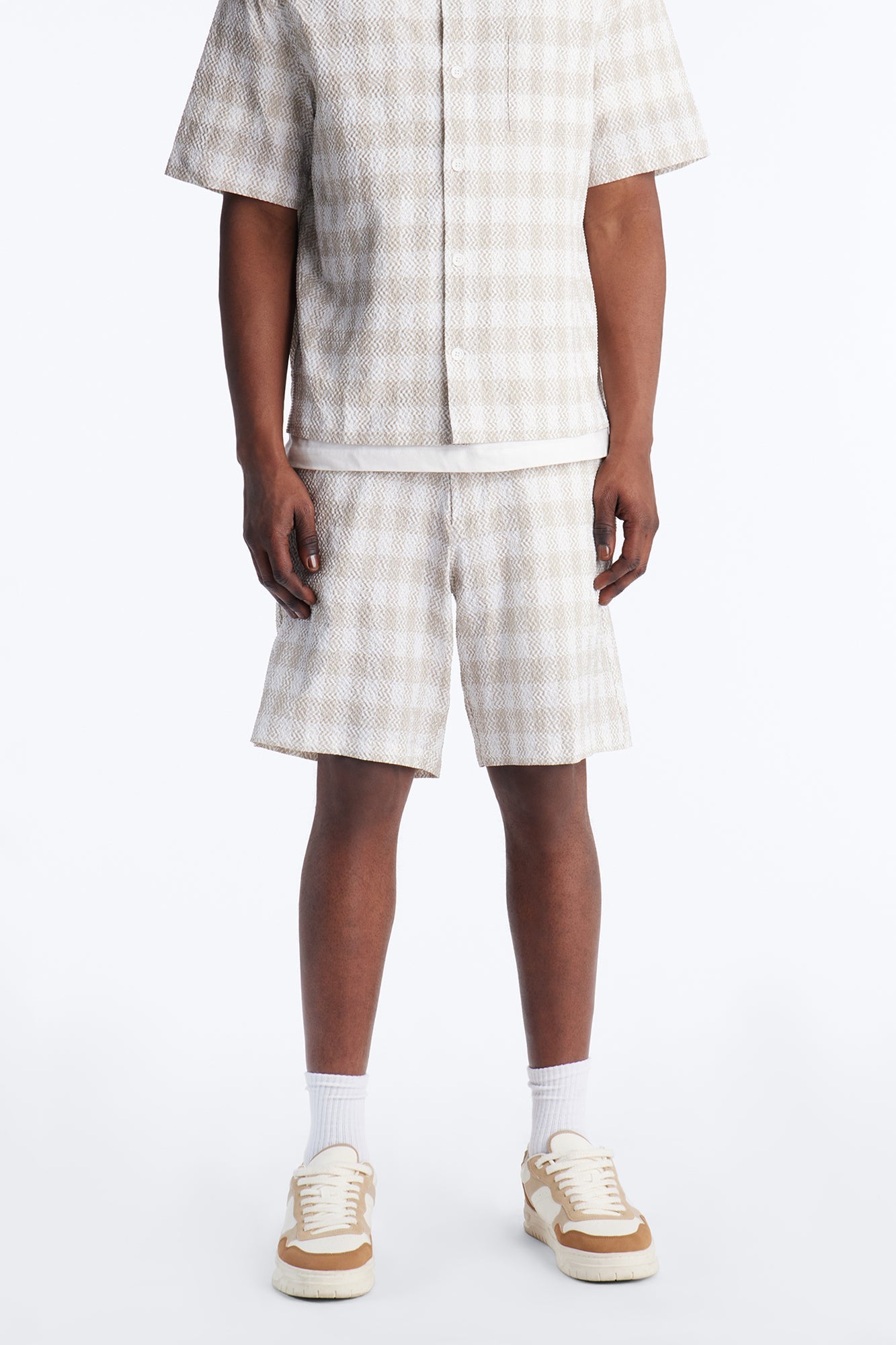 Relaxed Chess Check Seersucker Short - Tan image 1