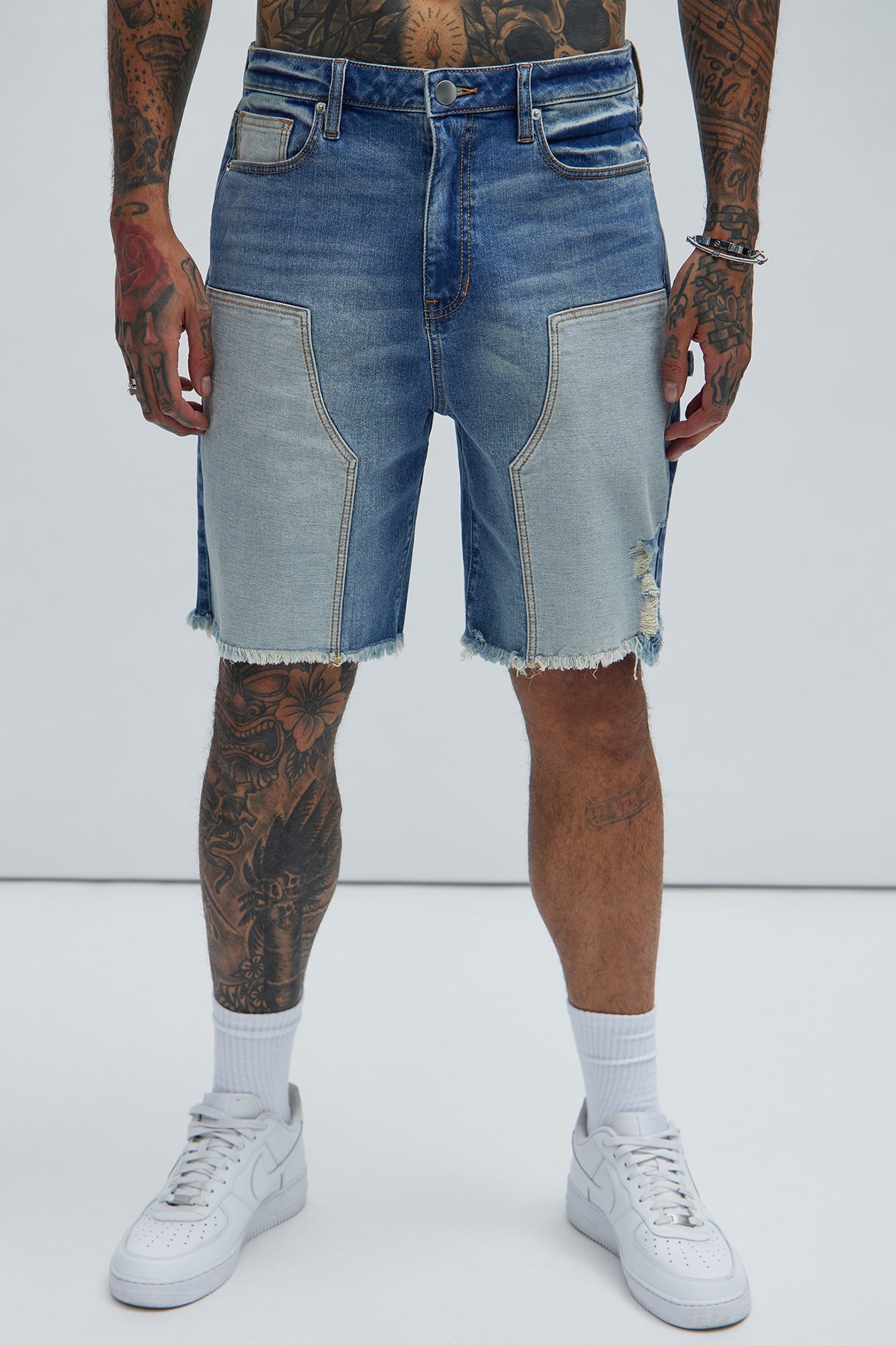 Braddy Carpenter Relaxed Shorts - Medium Wash image 3