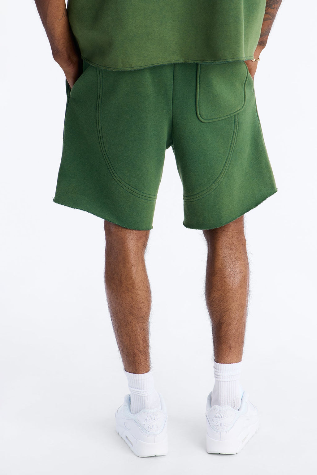 Washed Raw Edge Baggy Sweatshort - Green image 4