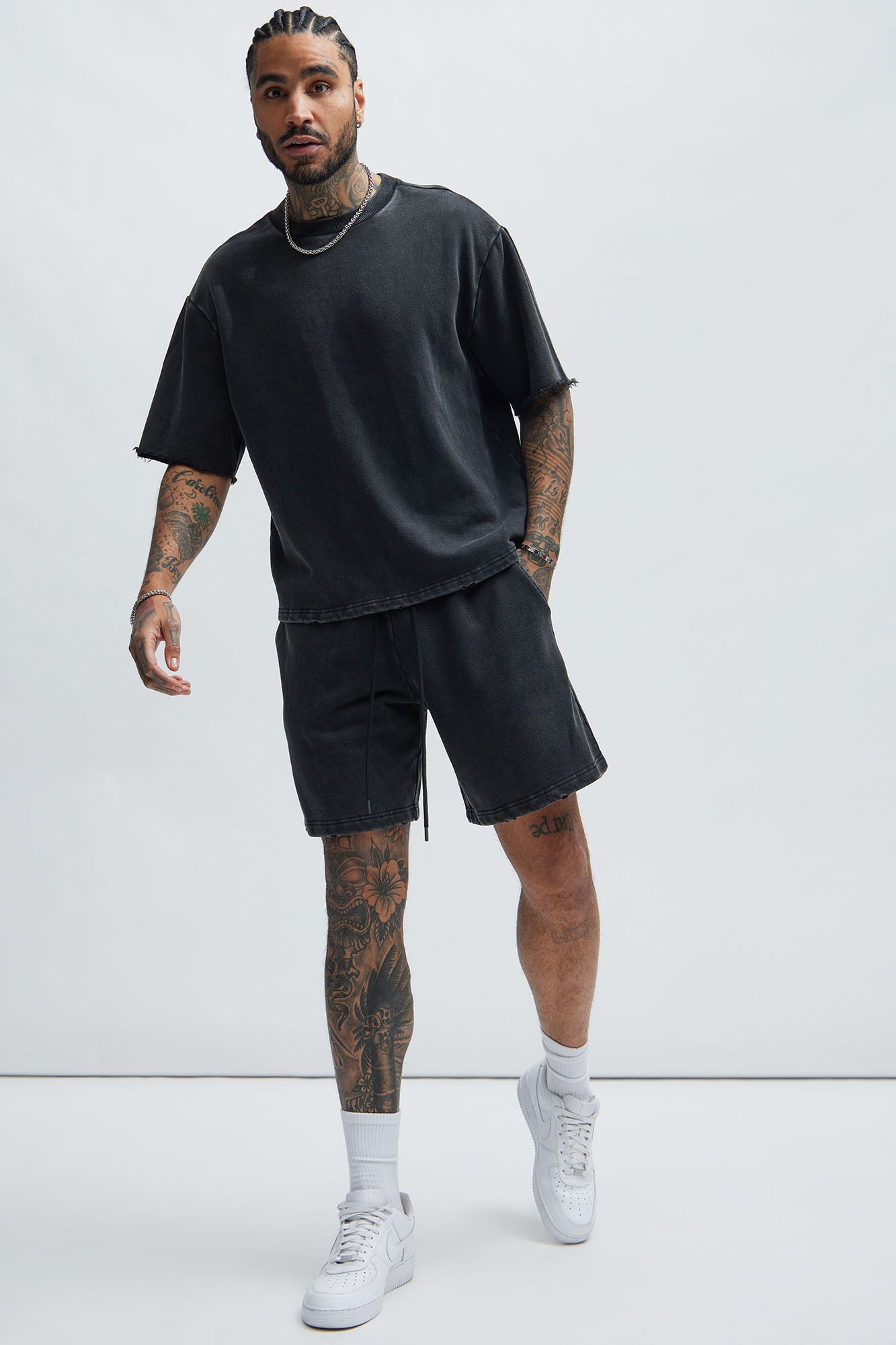 Tyson Heavy Wash Relaxed Shorts - Black Wash image 2
