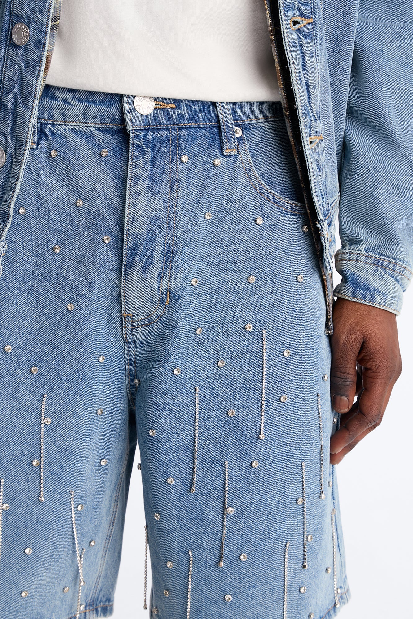 Relaxed Street Ice Denim Short - Light Wash image 3