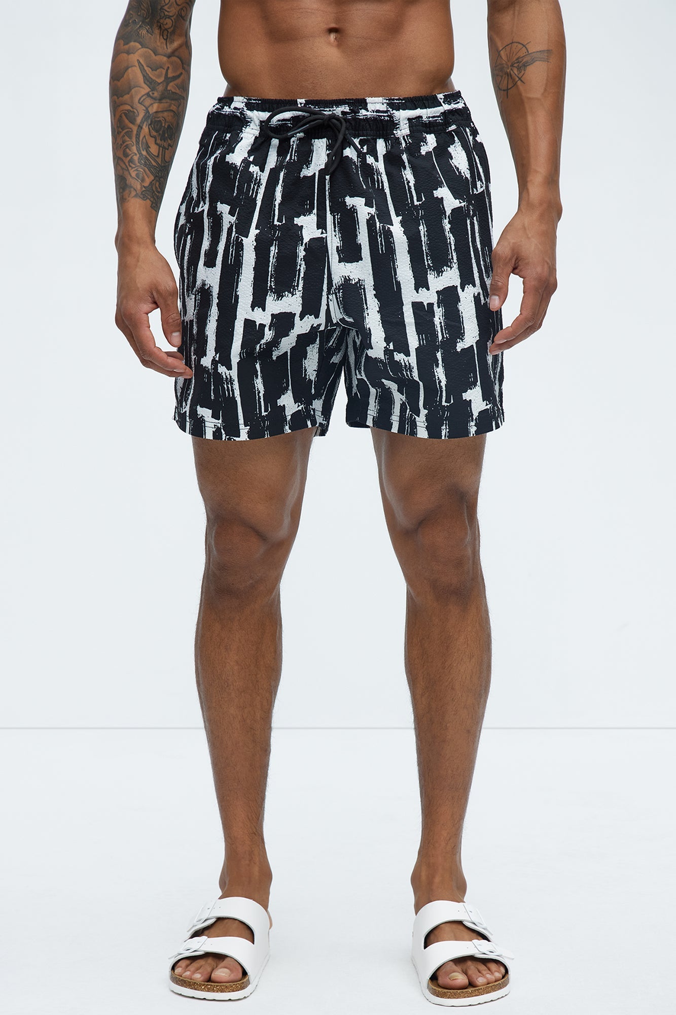Seersucker Printed Swim Trunk 6″ - Black/combo image 2