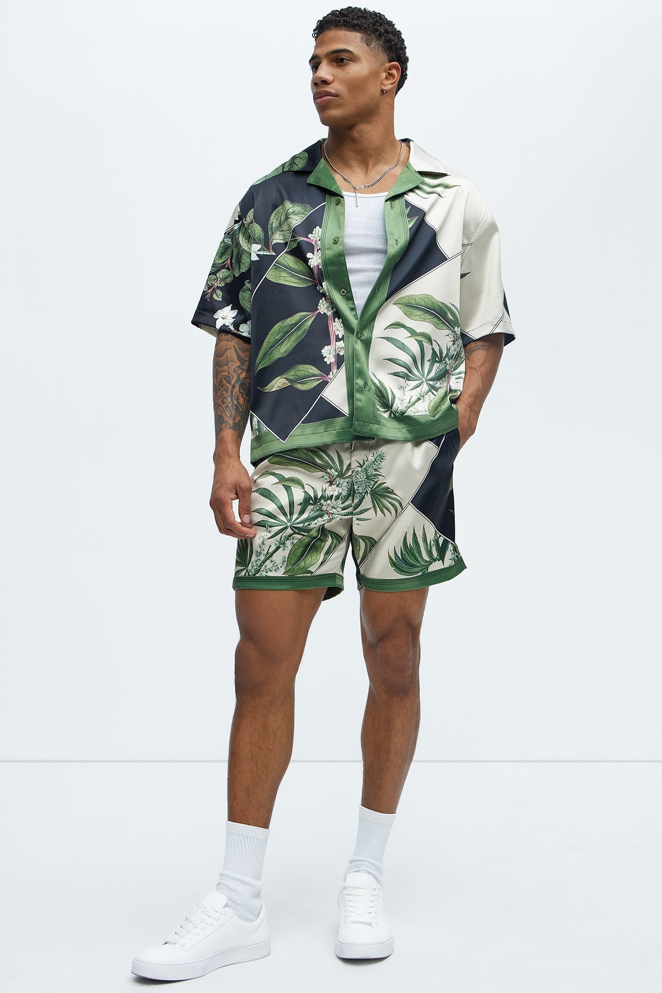 Agrarian Printed Short - Green/combo image 2