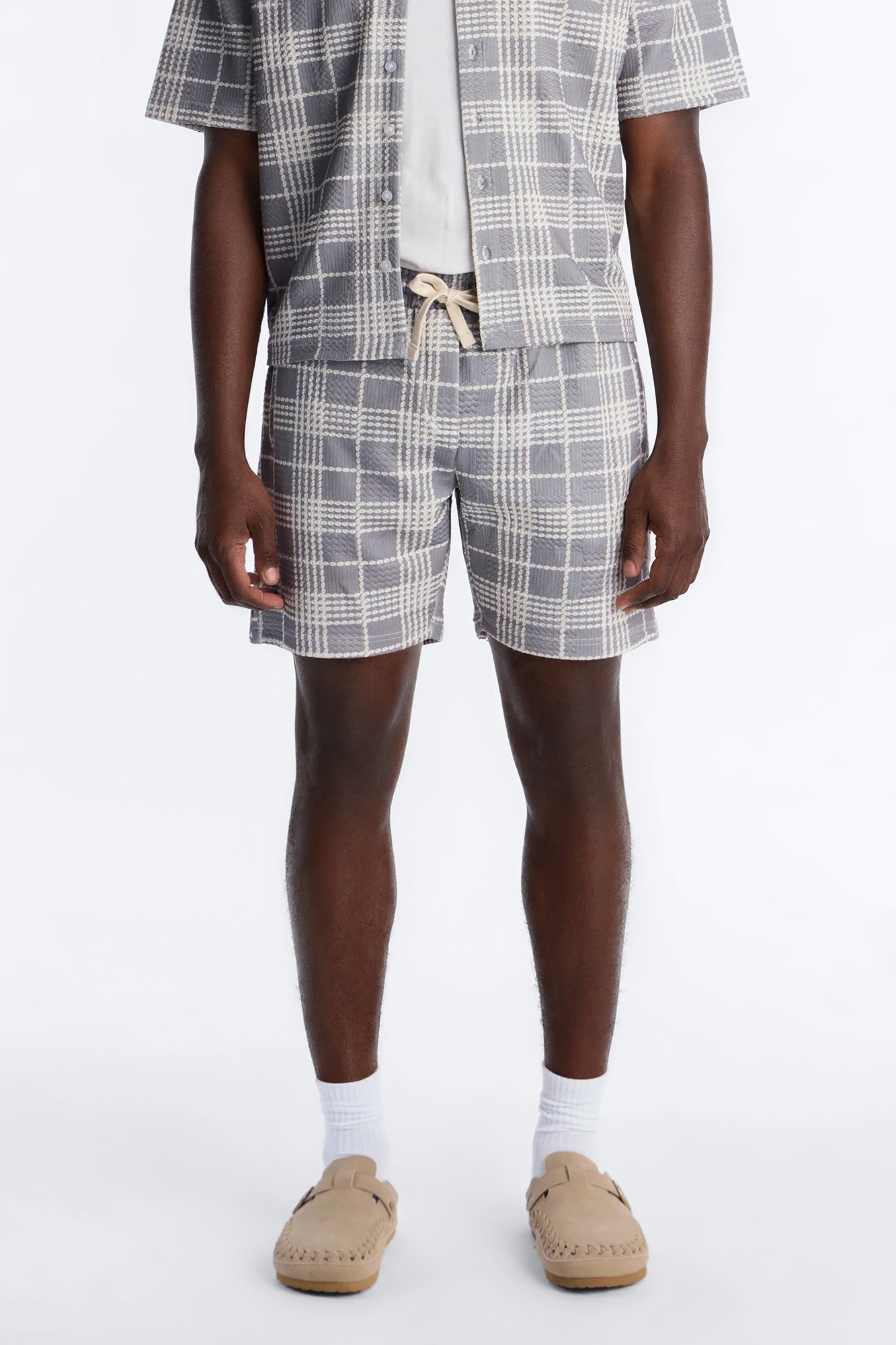 Islander Beadline Relaxed Short - Grey image 1