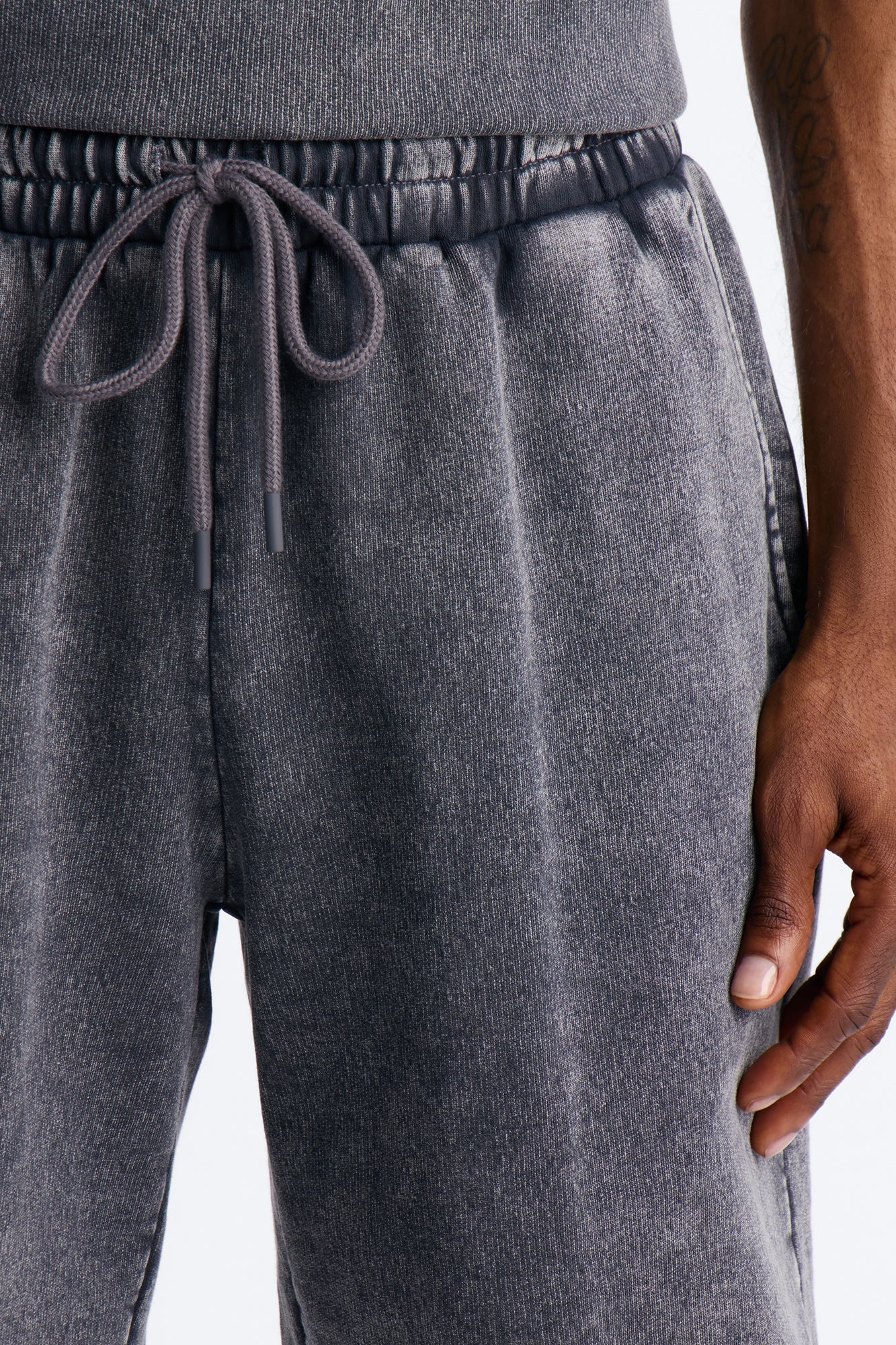 On The Go Washed Sweatshort - Charcoal image 3
