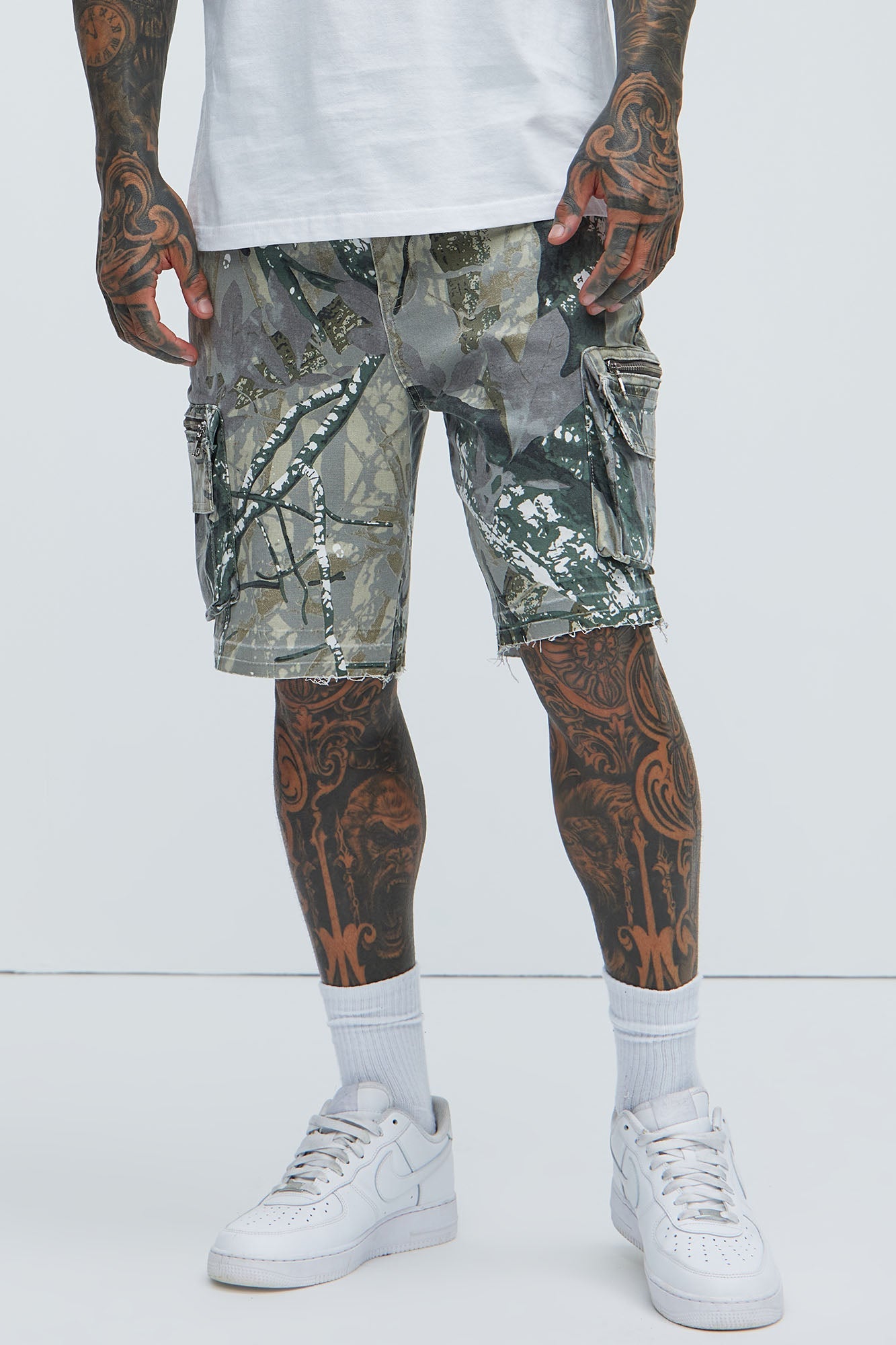 Deylen Cargo Relaxed Shorts - Camouflage image 1