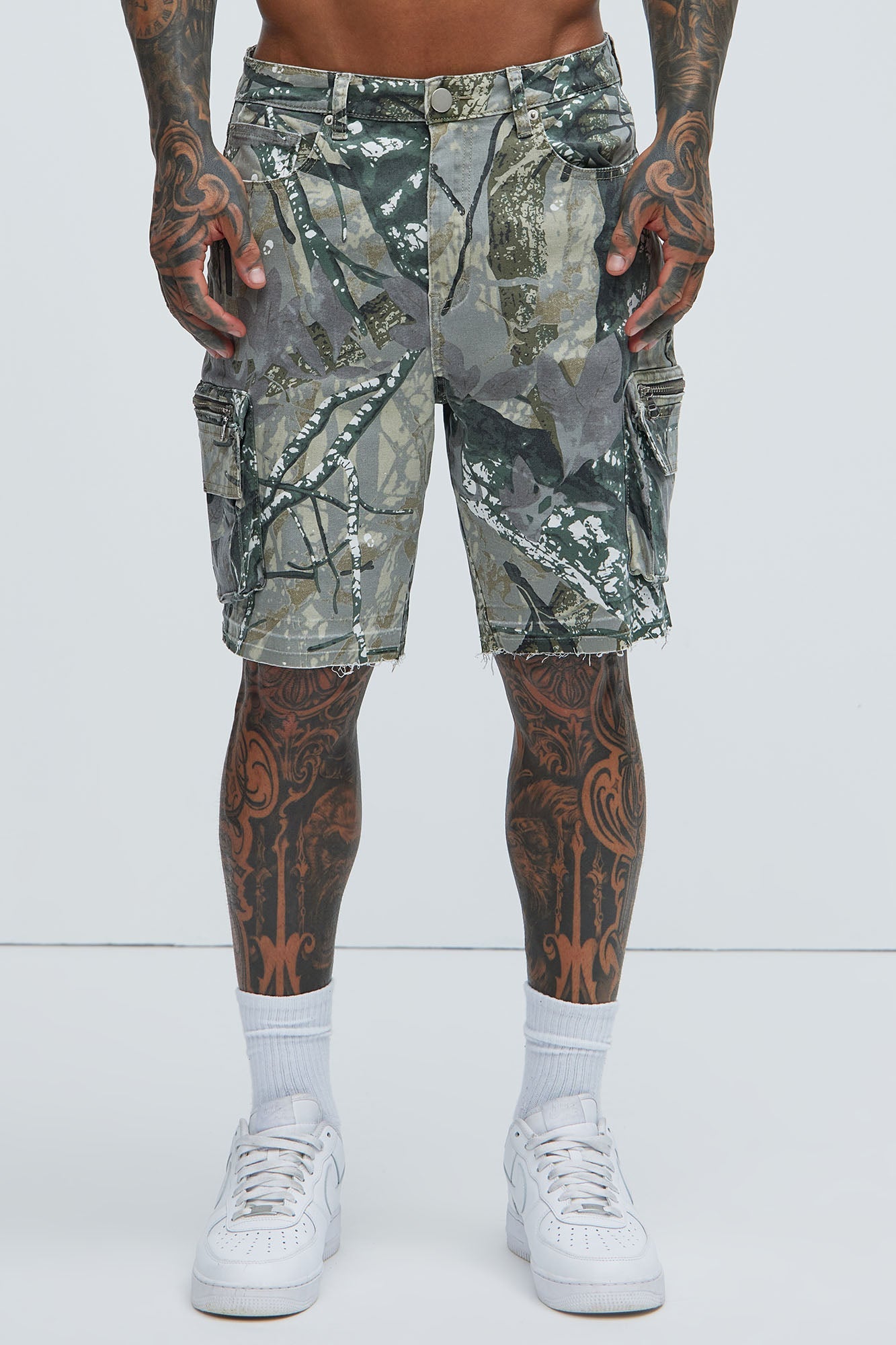 Deylen Cargo Relaxed Shorts - Camouflage image 4