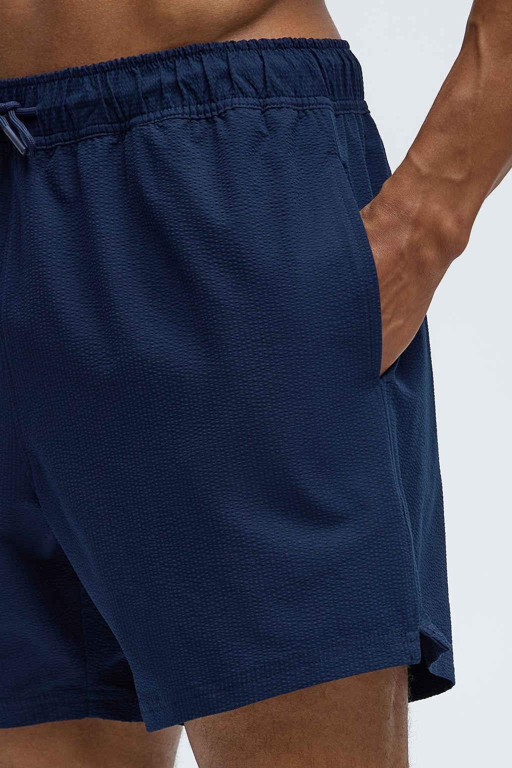 Seersucker Swim Trunk 6″ - Navy image 3