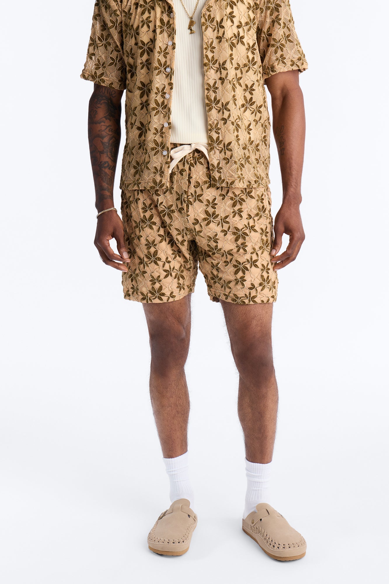 Cabo Canopy Relaxed Short - Tan/Multi image 1