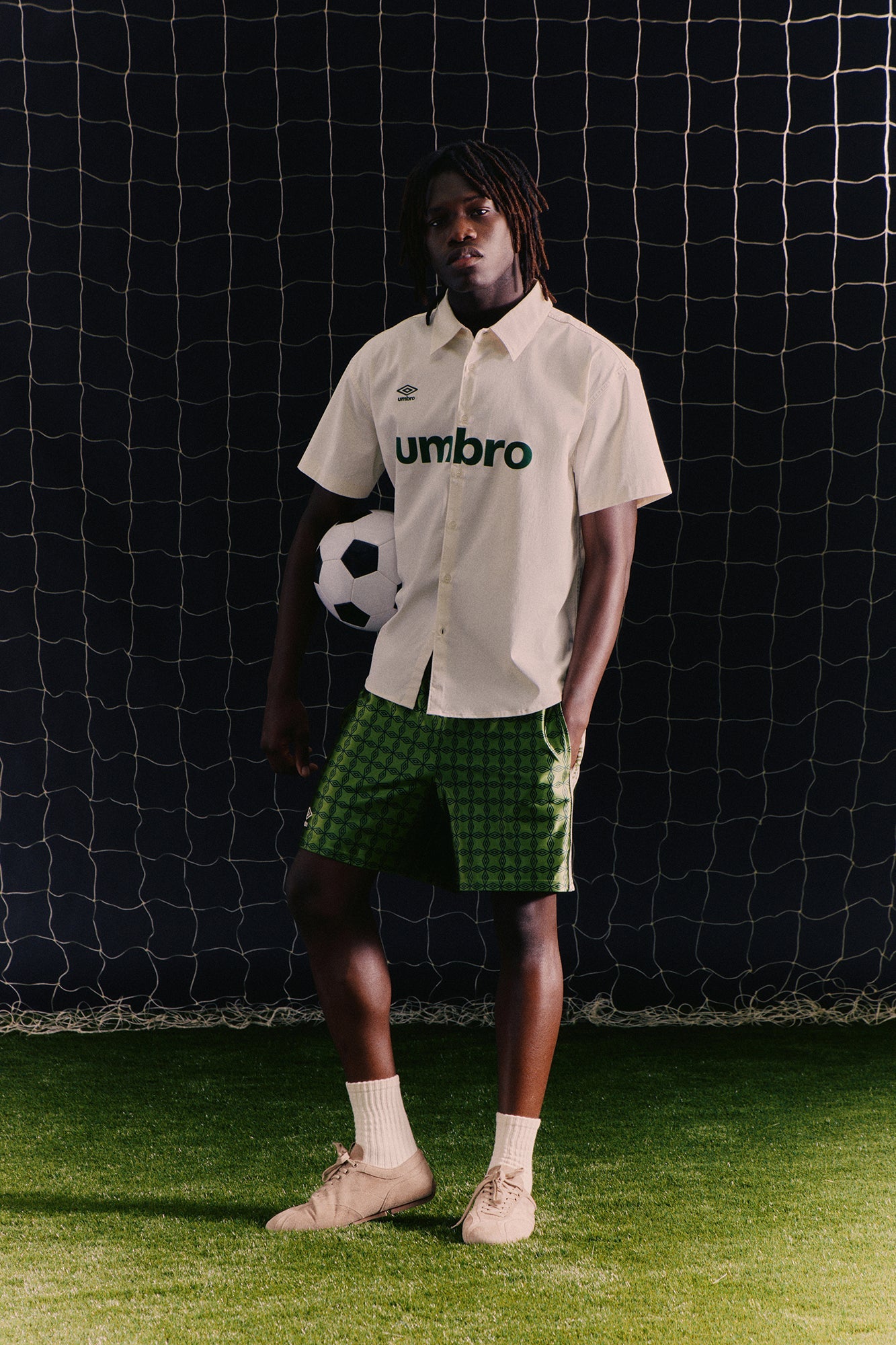 Umbro Side Tape Soccer Short - Green image 1