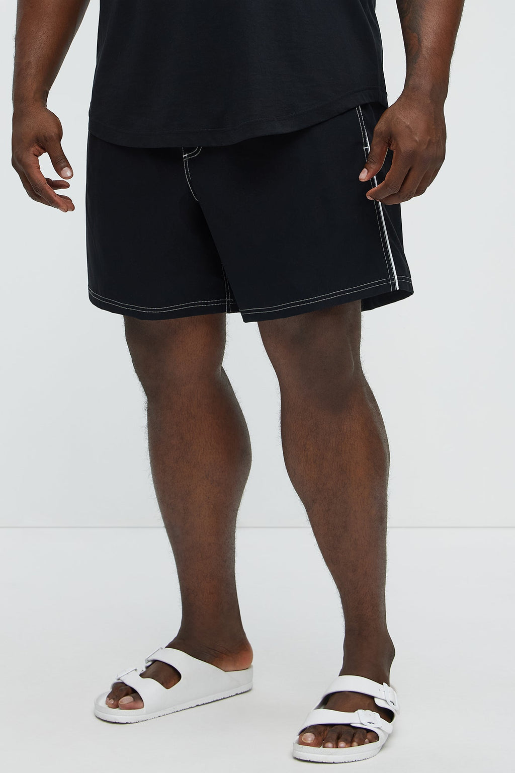 Contrasted Stitch Swim Trunk 7″ - Black image 4