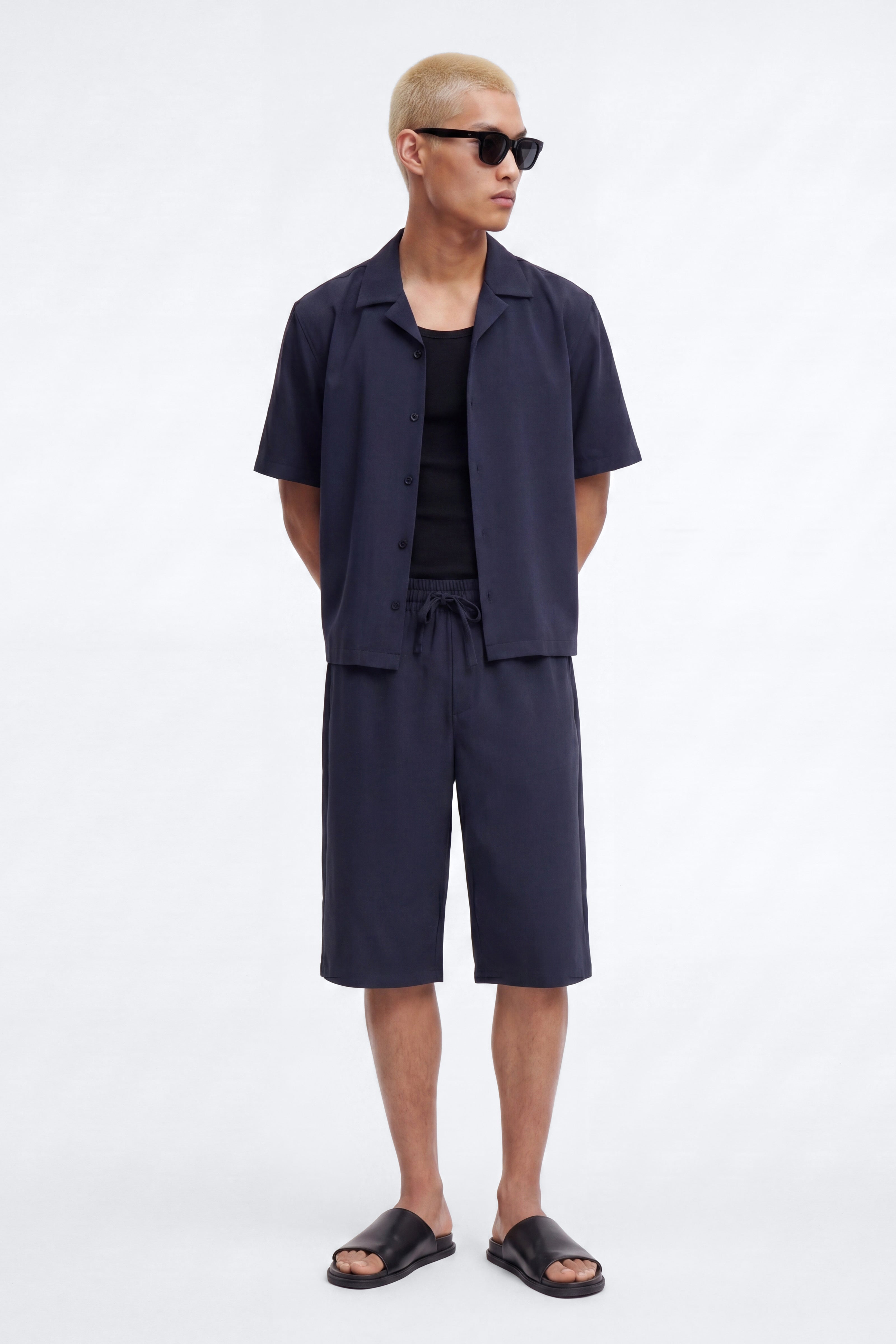 Baggy Wrinkle Resistant Short - Navy image 1