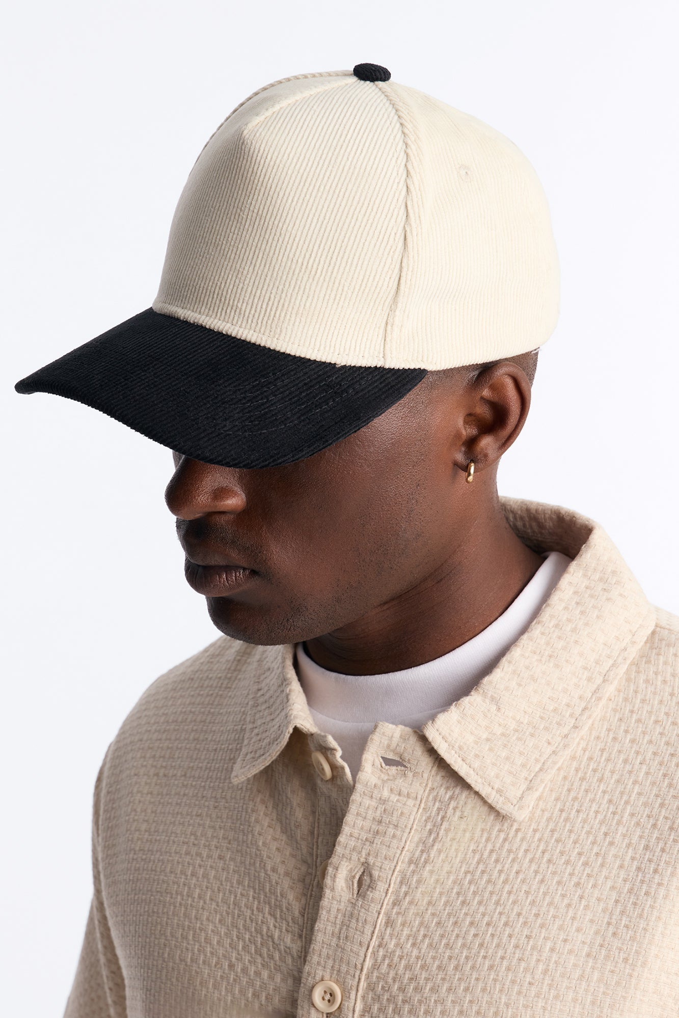 Classic Corduroy Snapback Hat - White/Black image 1