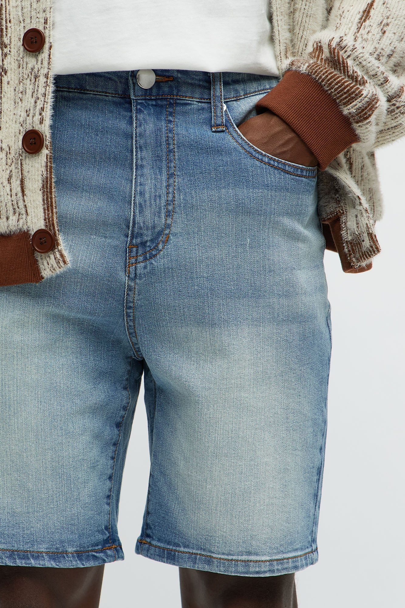 Cornell Slim Denim Shorts - Light Wash image 3