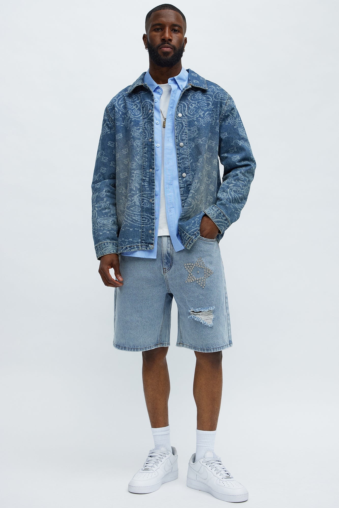 Relaxed Star Studded Denim Shorts - Light Blue Wash image 2