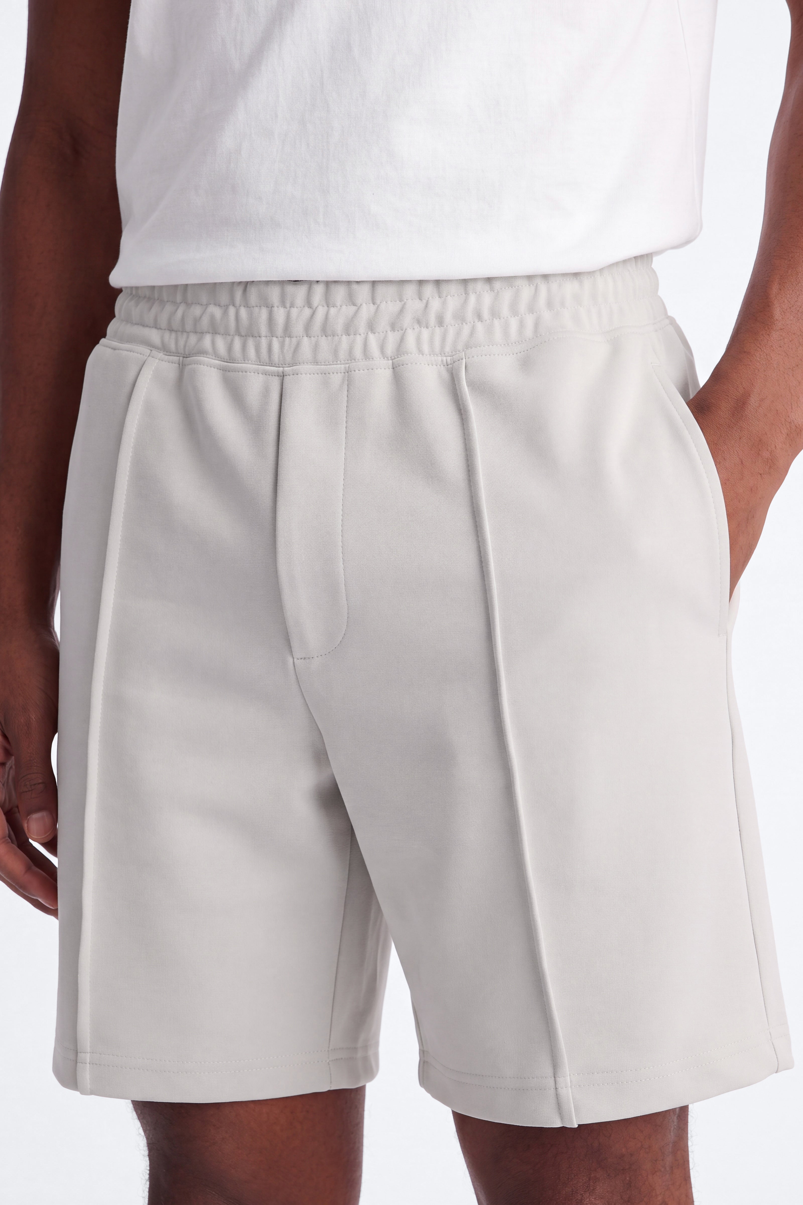 Structured Fleece Pintuck Relaxed Short - Light Grey image 4