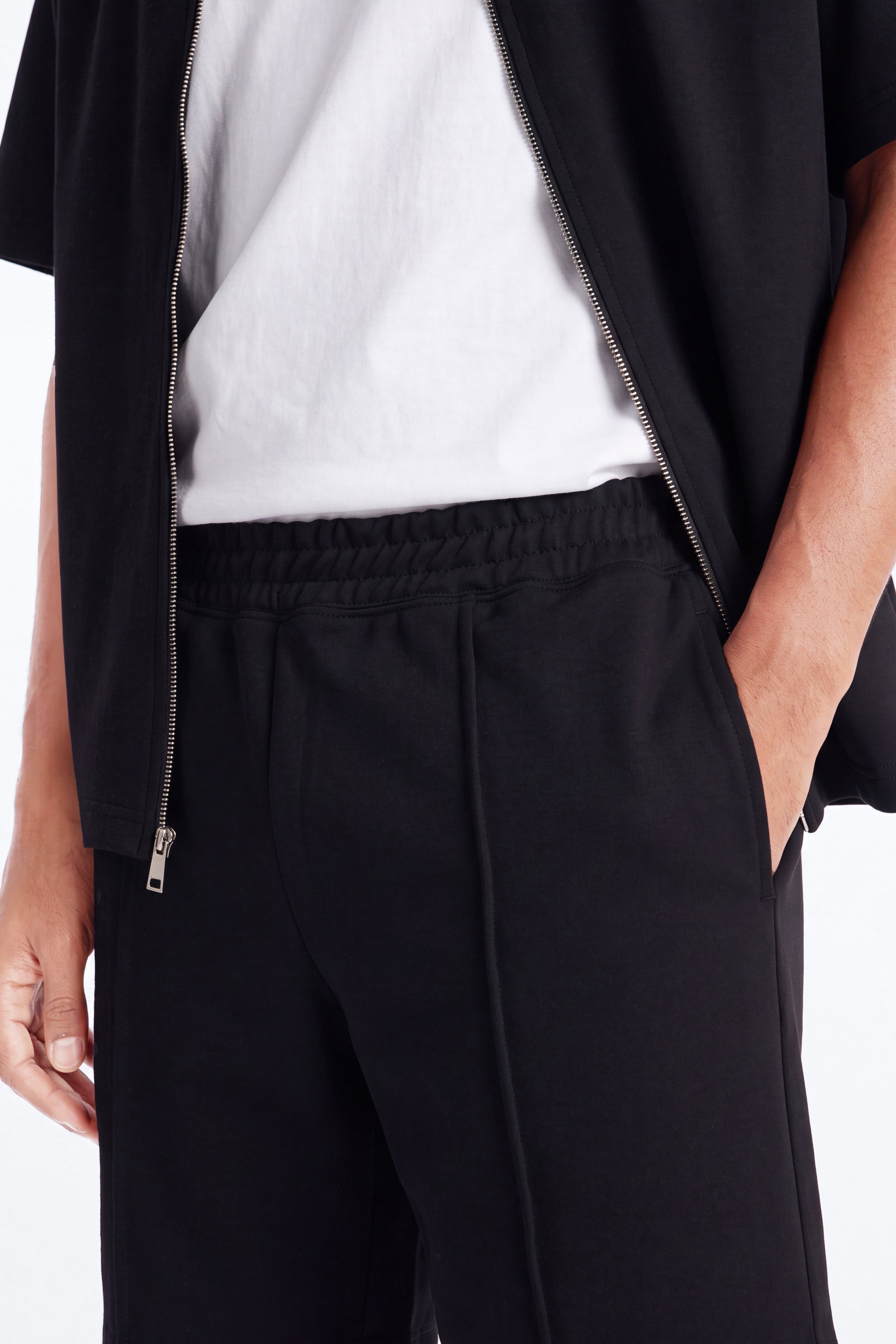 Structured Fleece Pintuck Relaxed Short - Black image 4