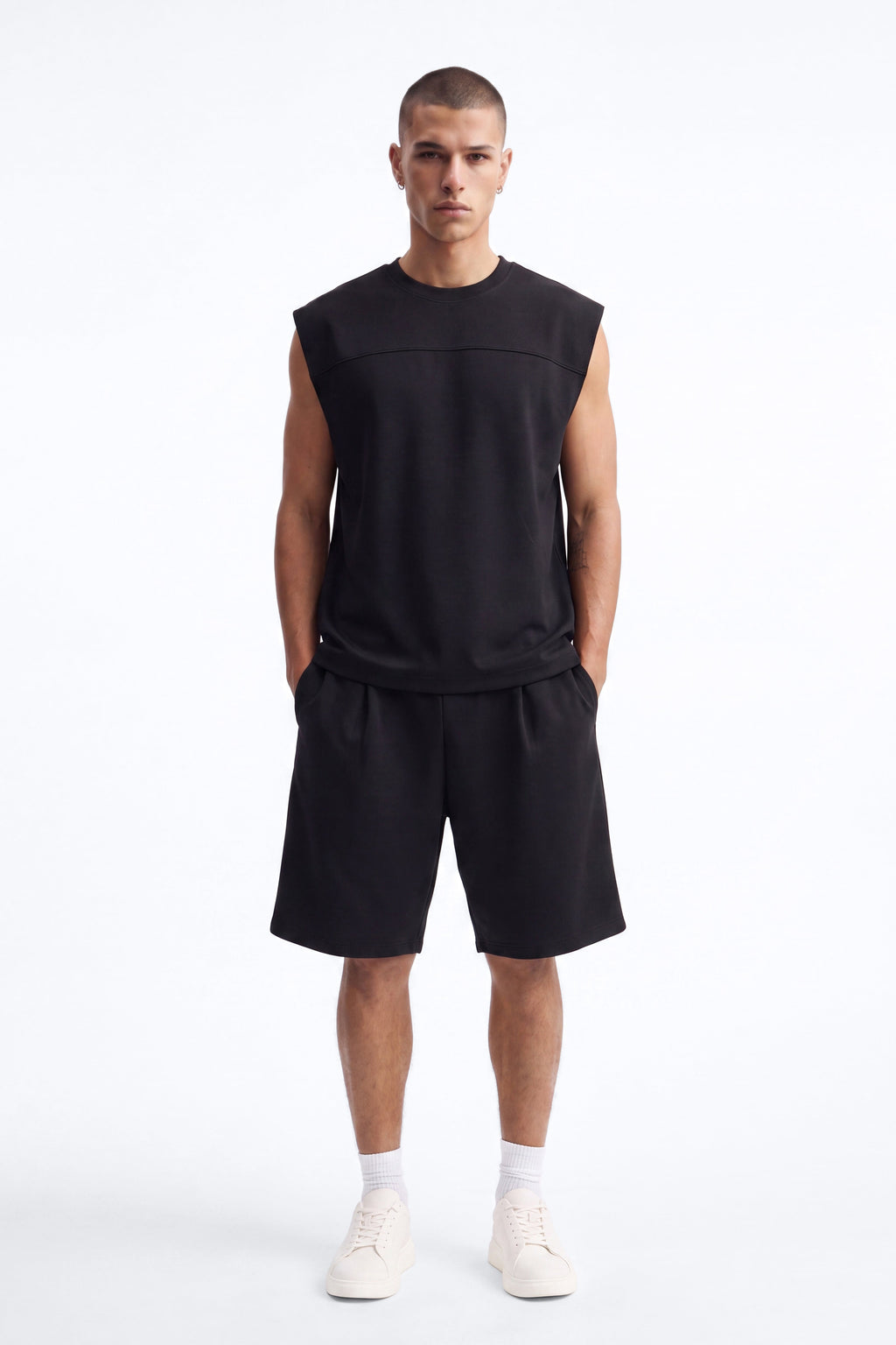 Structured Fleece Pleated Baggy Short - Black image 1