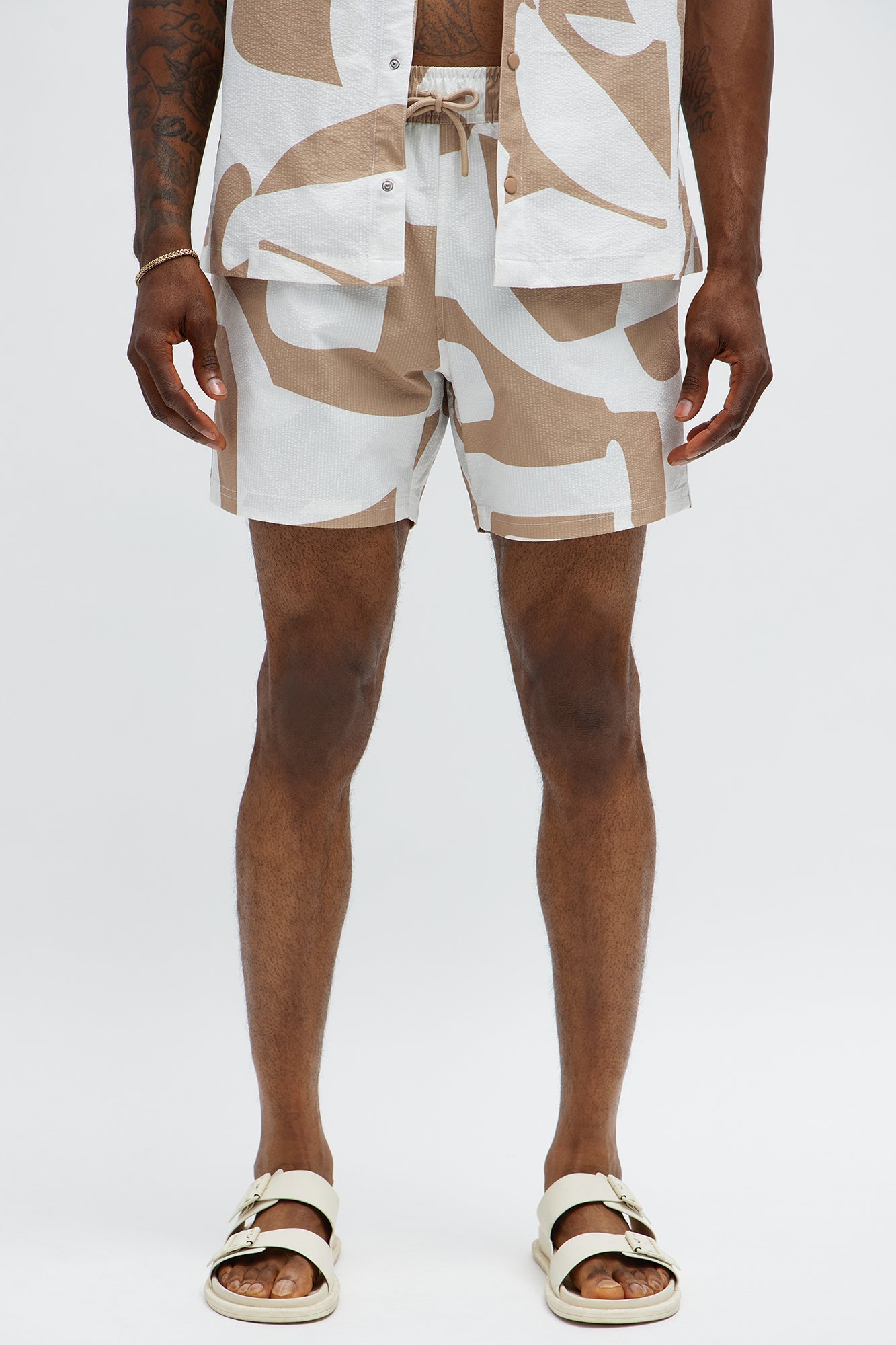 Seersucker Abstract Geo Printed Swim Trunk 6″ - Tan/Multi image 1
