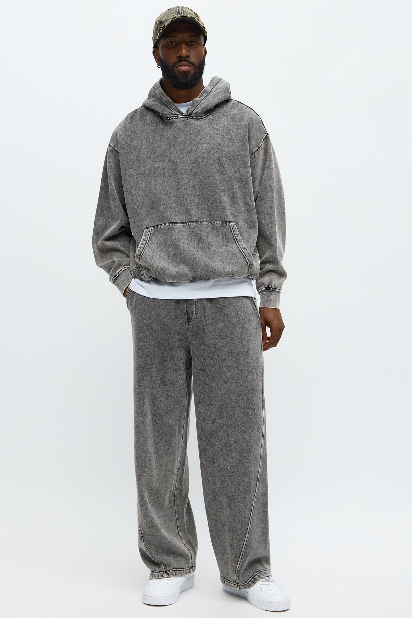 Can't Fade Me Sweatpant - Grey image 1