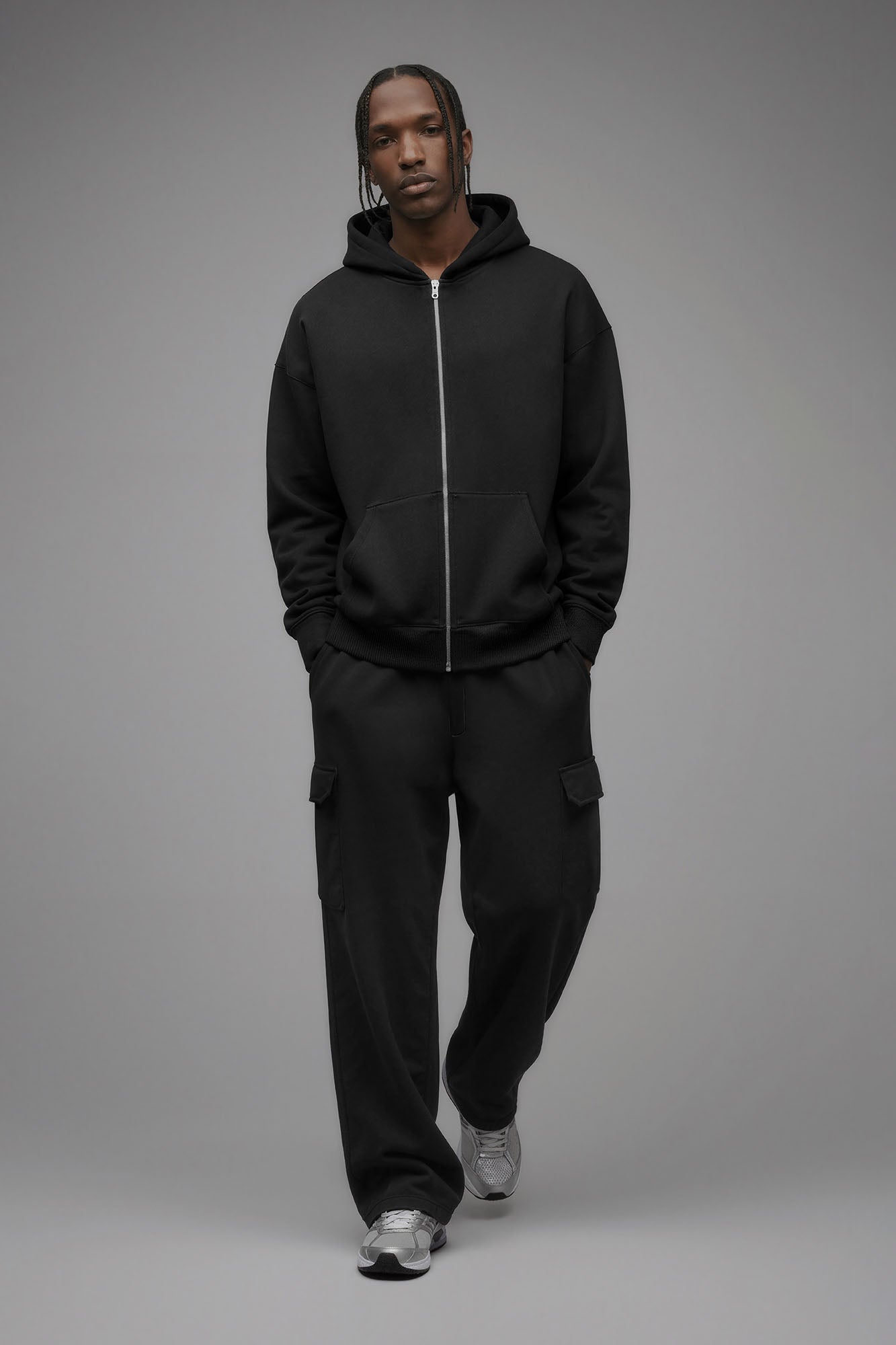 410 Baggy Cargo Sweatpants - Black image 1