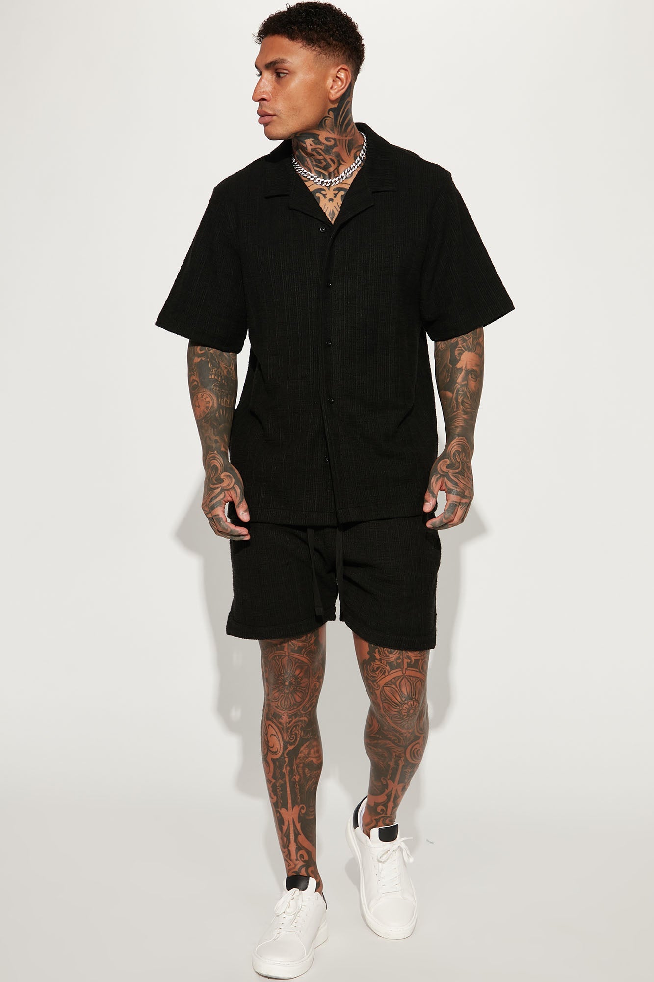 Dean Textured Short - Black image 2