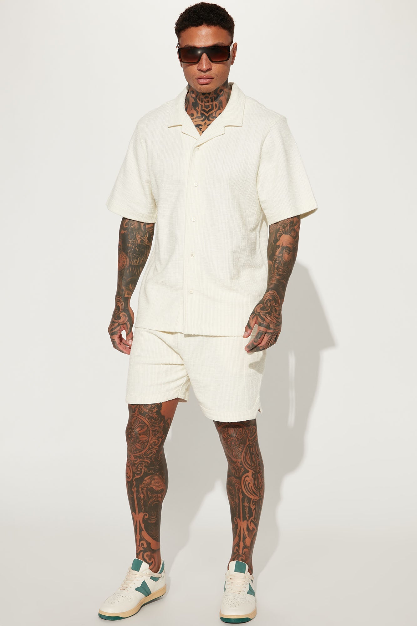 Dean Textured Short - Cream image 2