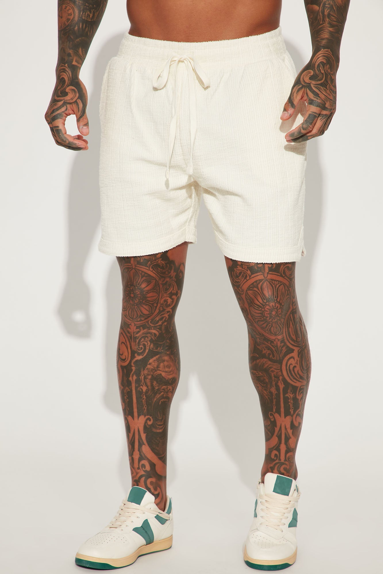 Dean Textured Short - Cream image 3