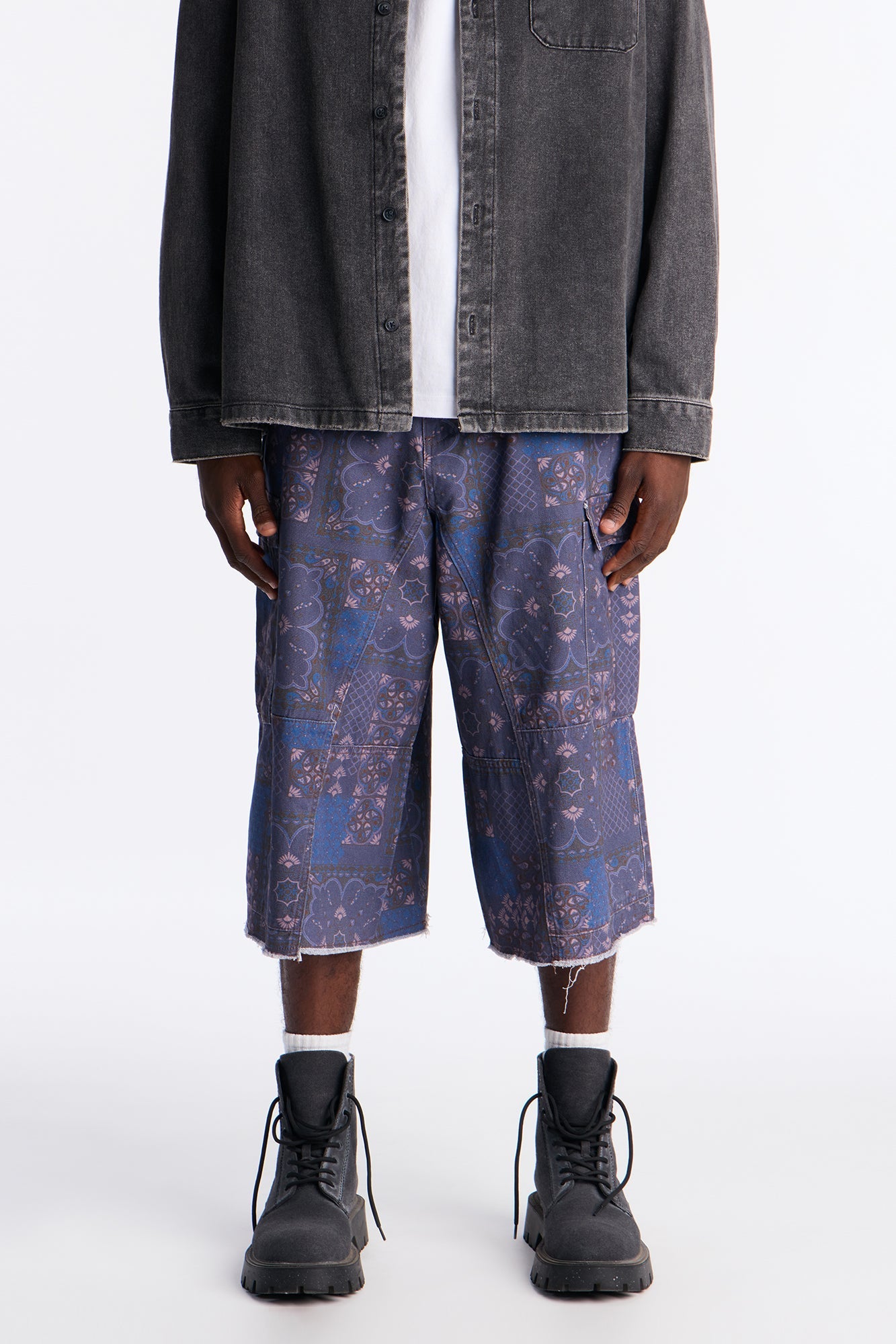 Baggy Midnight Bandana Cargo Shorts - Navy image 1