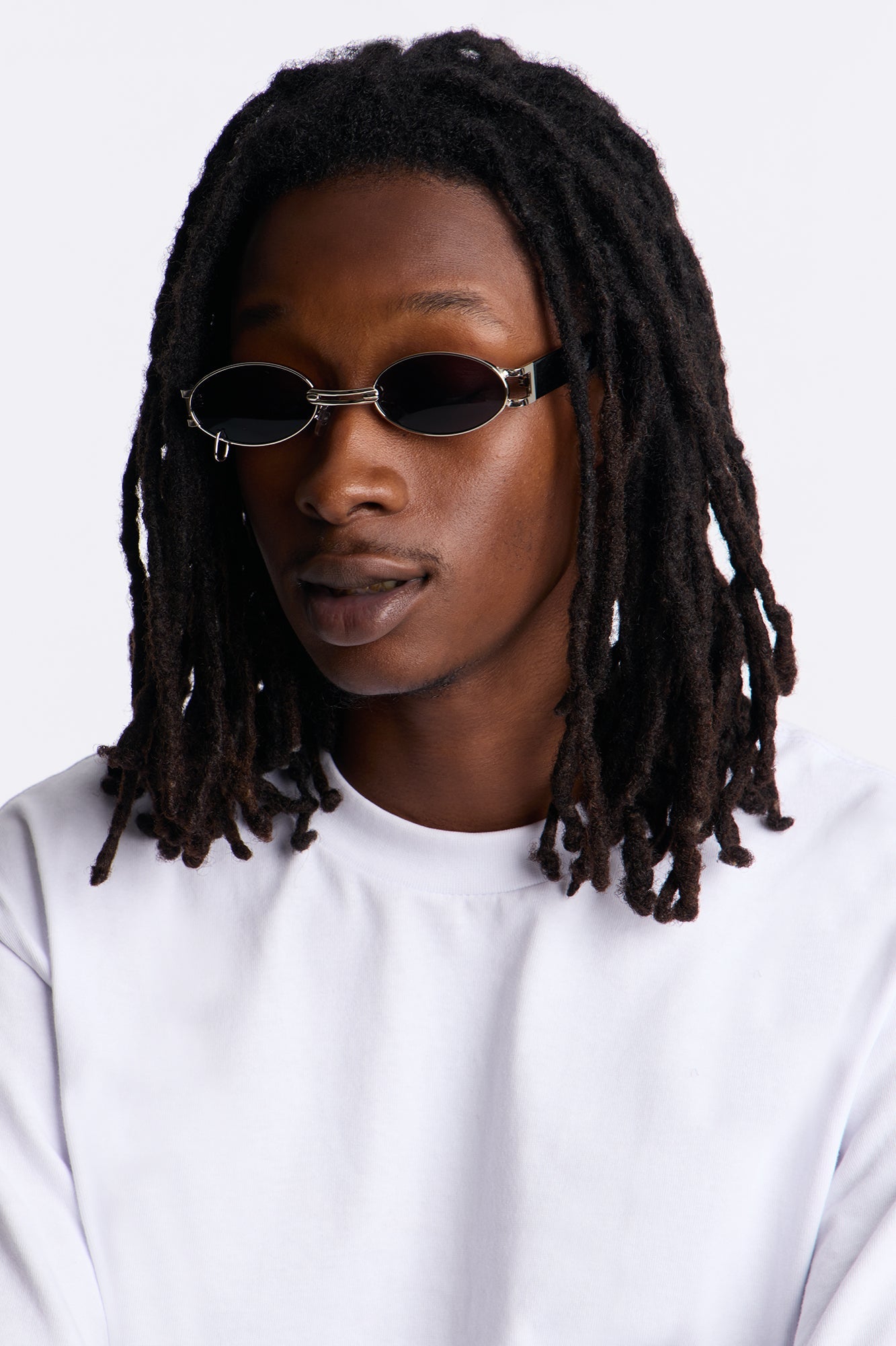Round Metal Grommet Colored Lenses Sunglasses - Black/Silver image 1