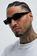 In The Mode Sunglasses - Black image 1