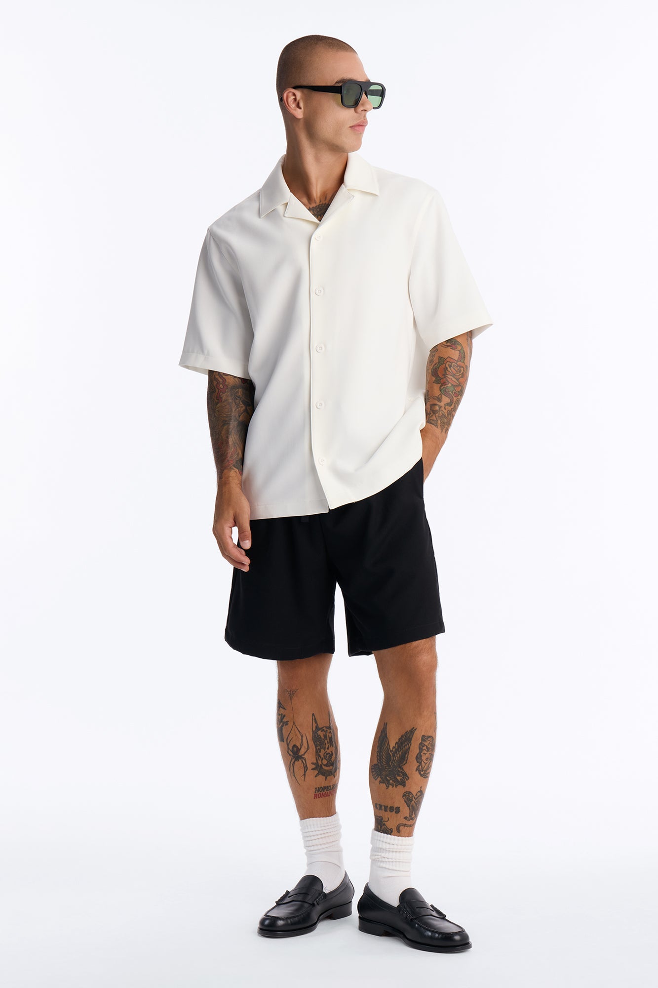 Blooming Embroidered Relaxed Short - Black/combo image 1