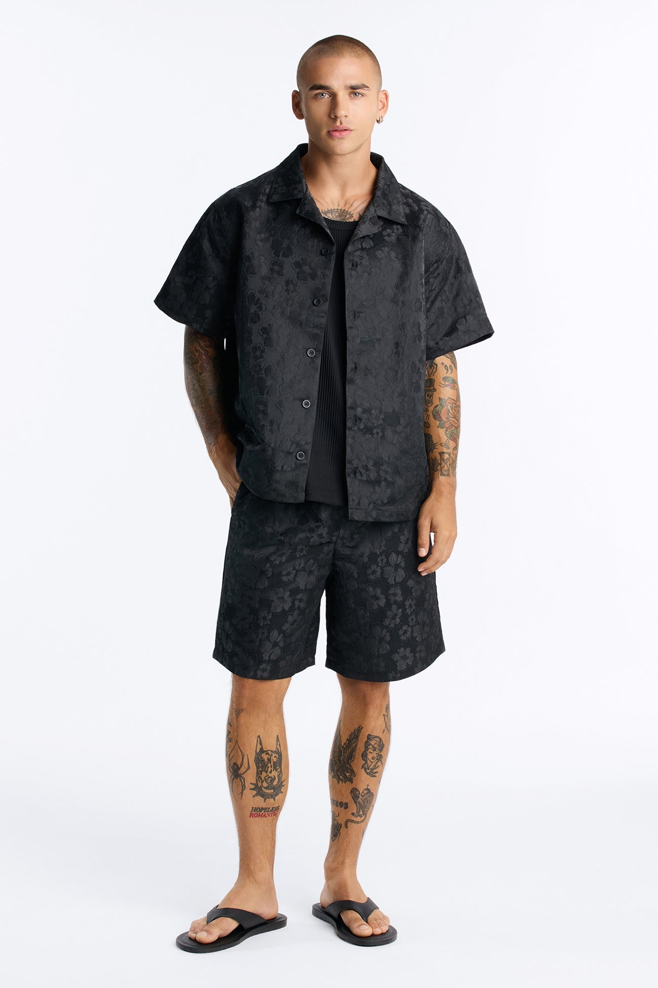 Lotto Floral Relaxed Short - Black image 1