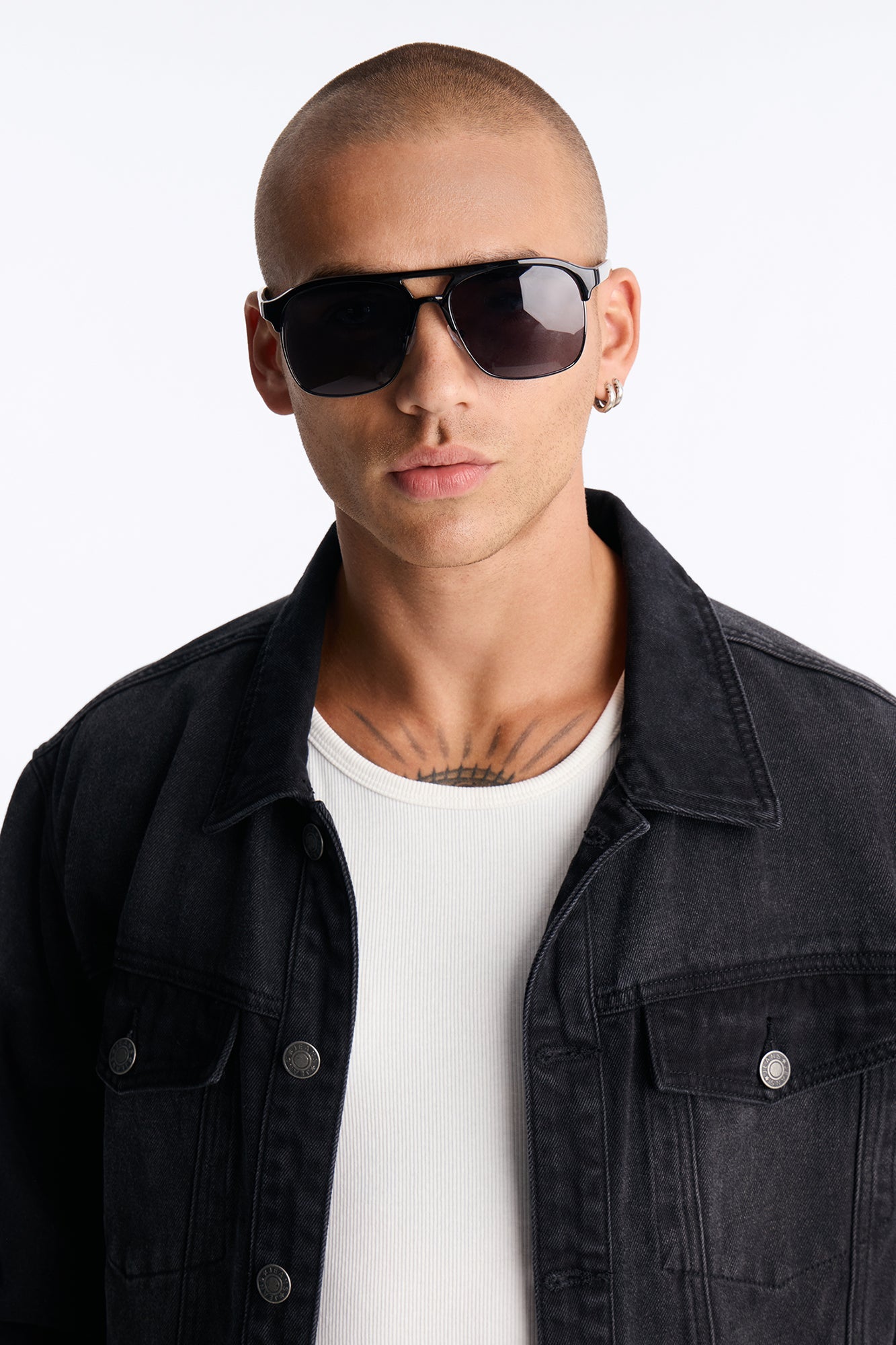 Show Face Aviator Sunglasses - Black/Black image 1