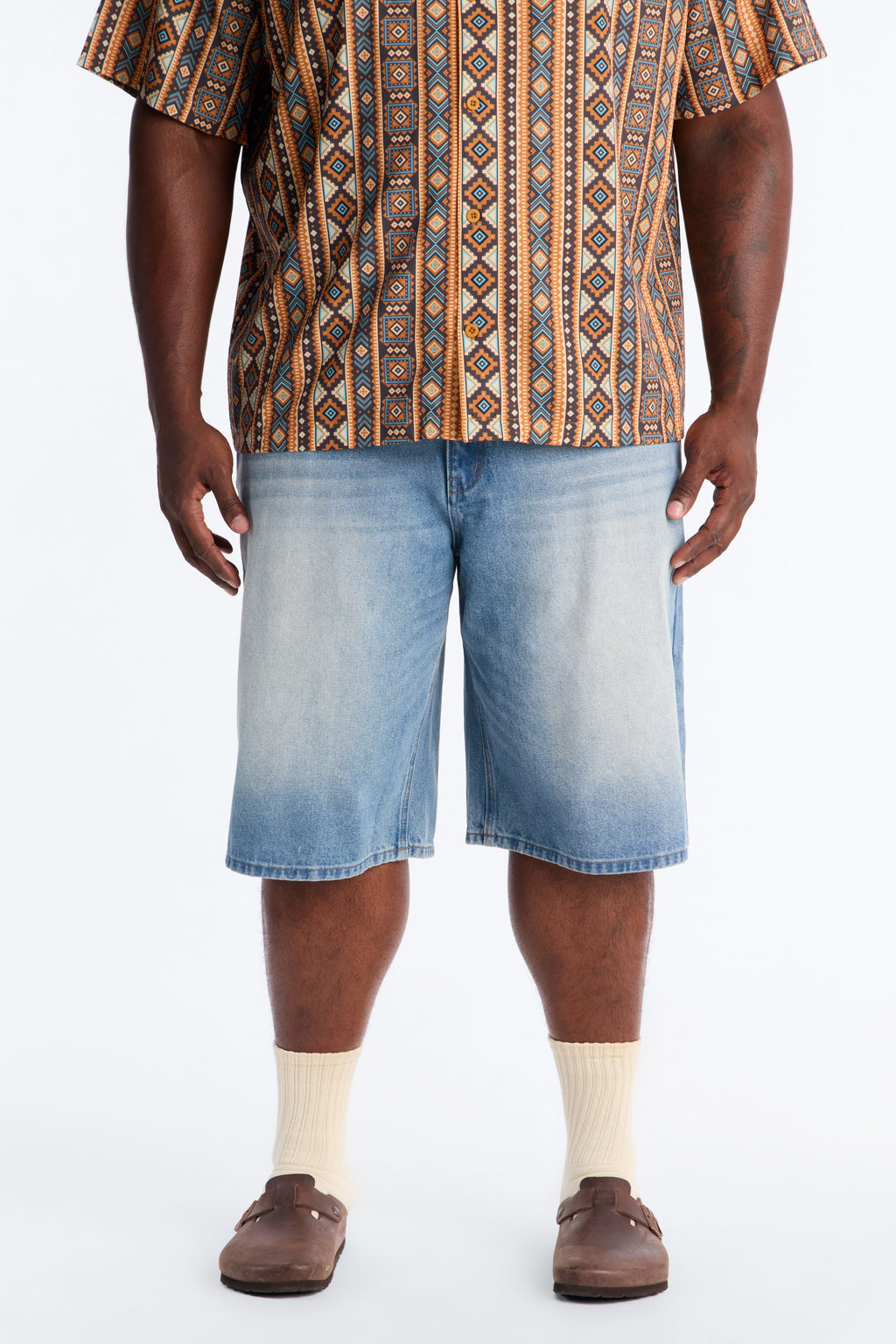 Baggy On the Go Denim Short - Light Blue Wash image 2