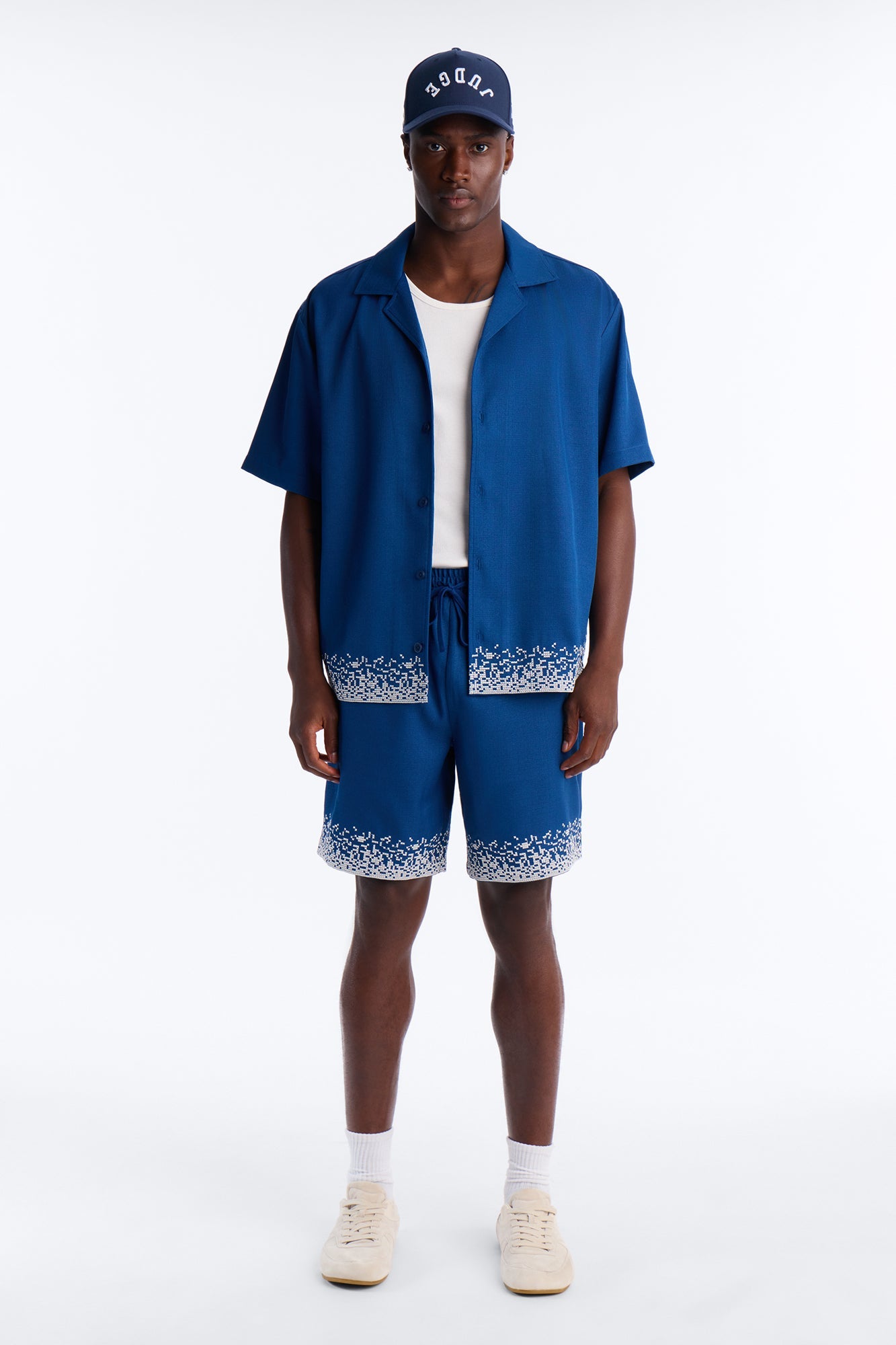 Relaxed Cascade Embroidered Short - Navy/combo image 1