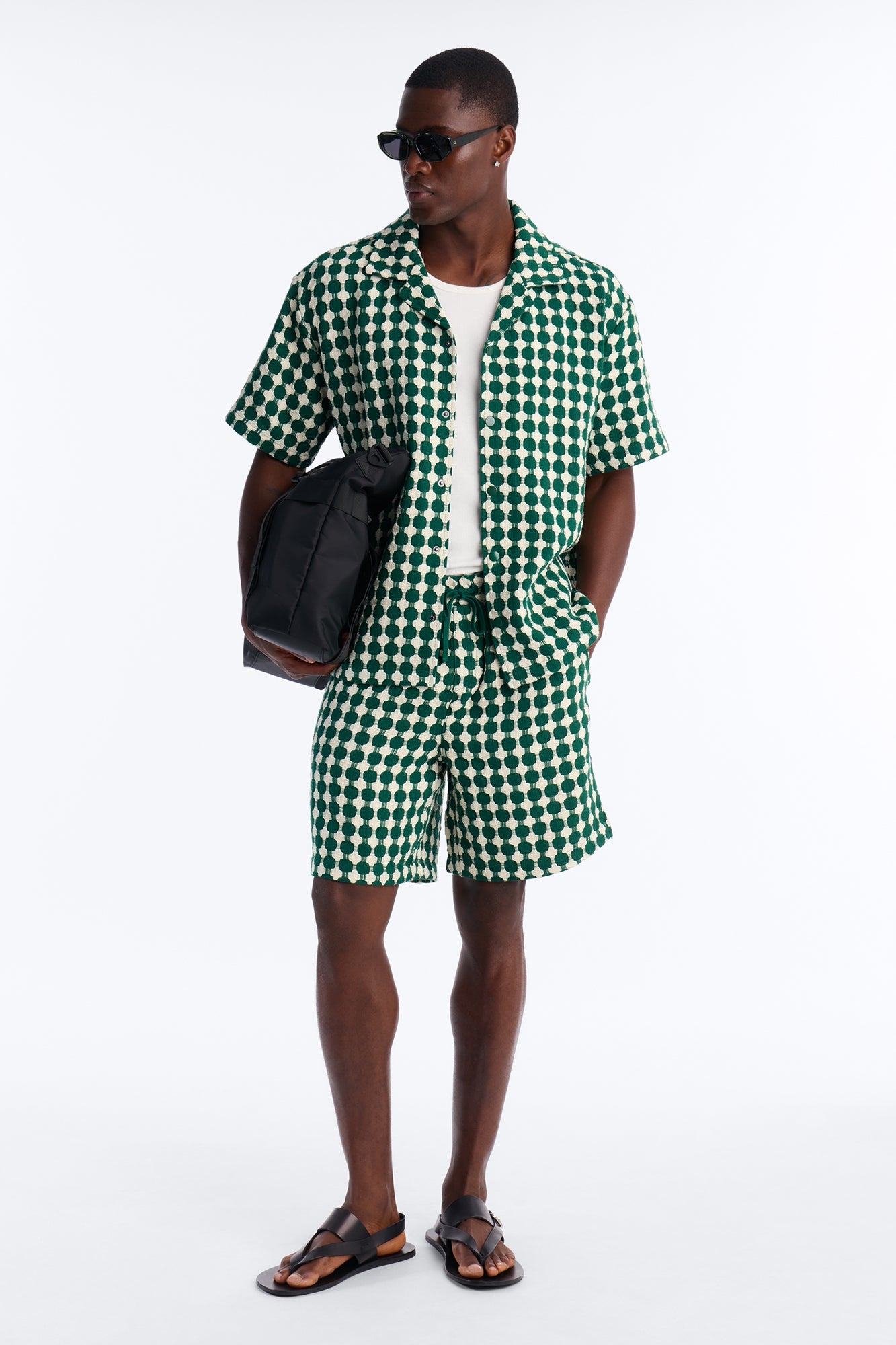 Relaxed Weaved Jacquard Short - Green image 1