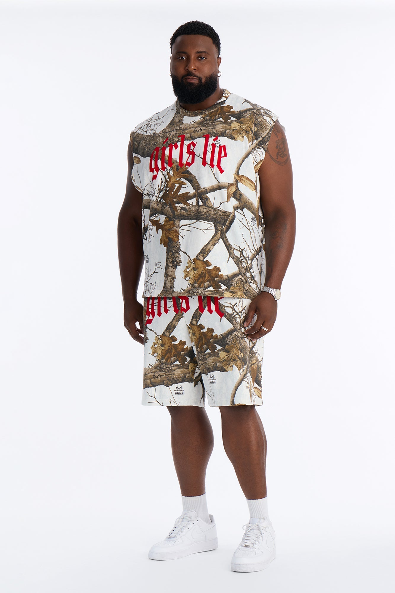 Real Tree Snow Girls Lie Flock Sweatshort - Camouflage image 1